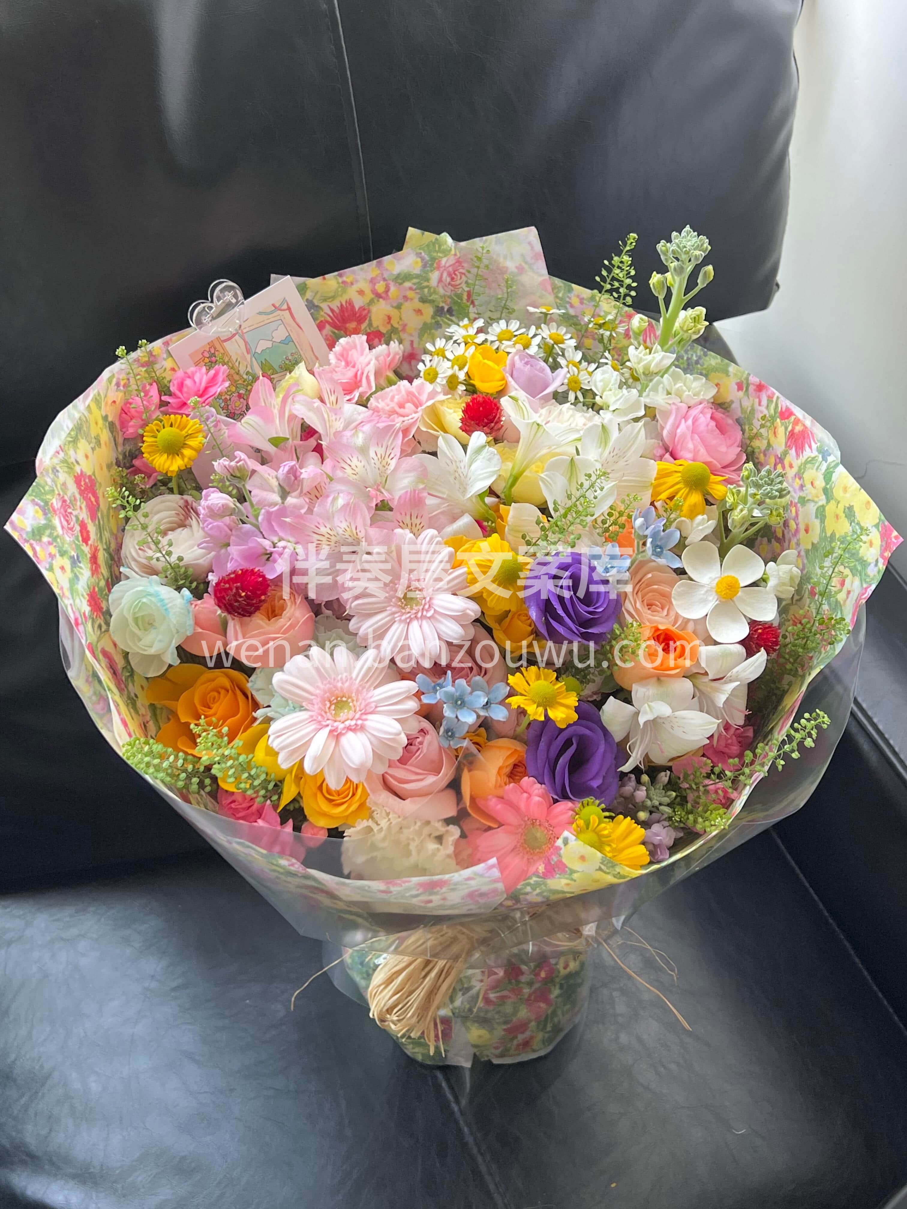 💛油画晕染的多巴胺浪漫✨ 浓墨重彩间🌈每朵花都在释放热烈情绪 配图2
