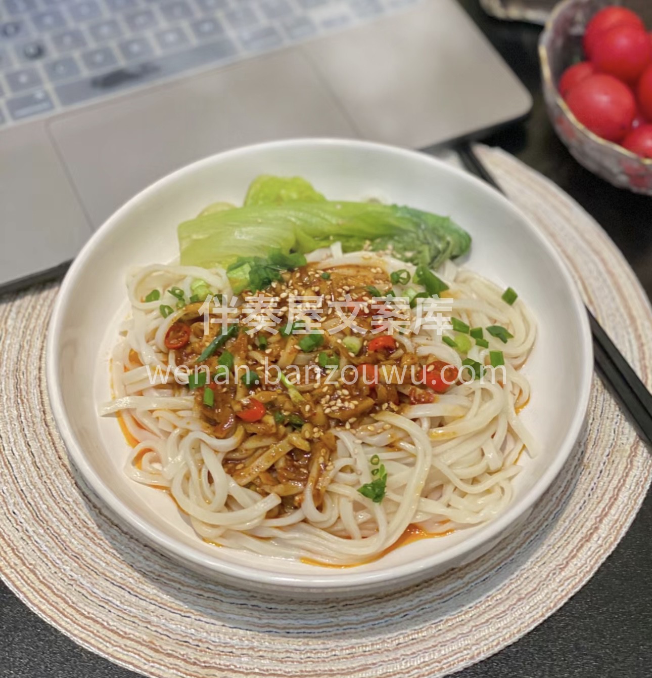 美味面食来袭！手工制作的面条，粗细可选，搭配鲜美的汤头和丰富 配图5