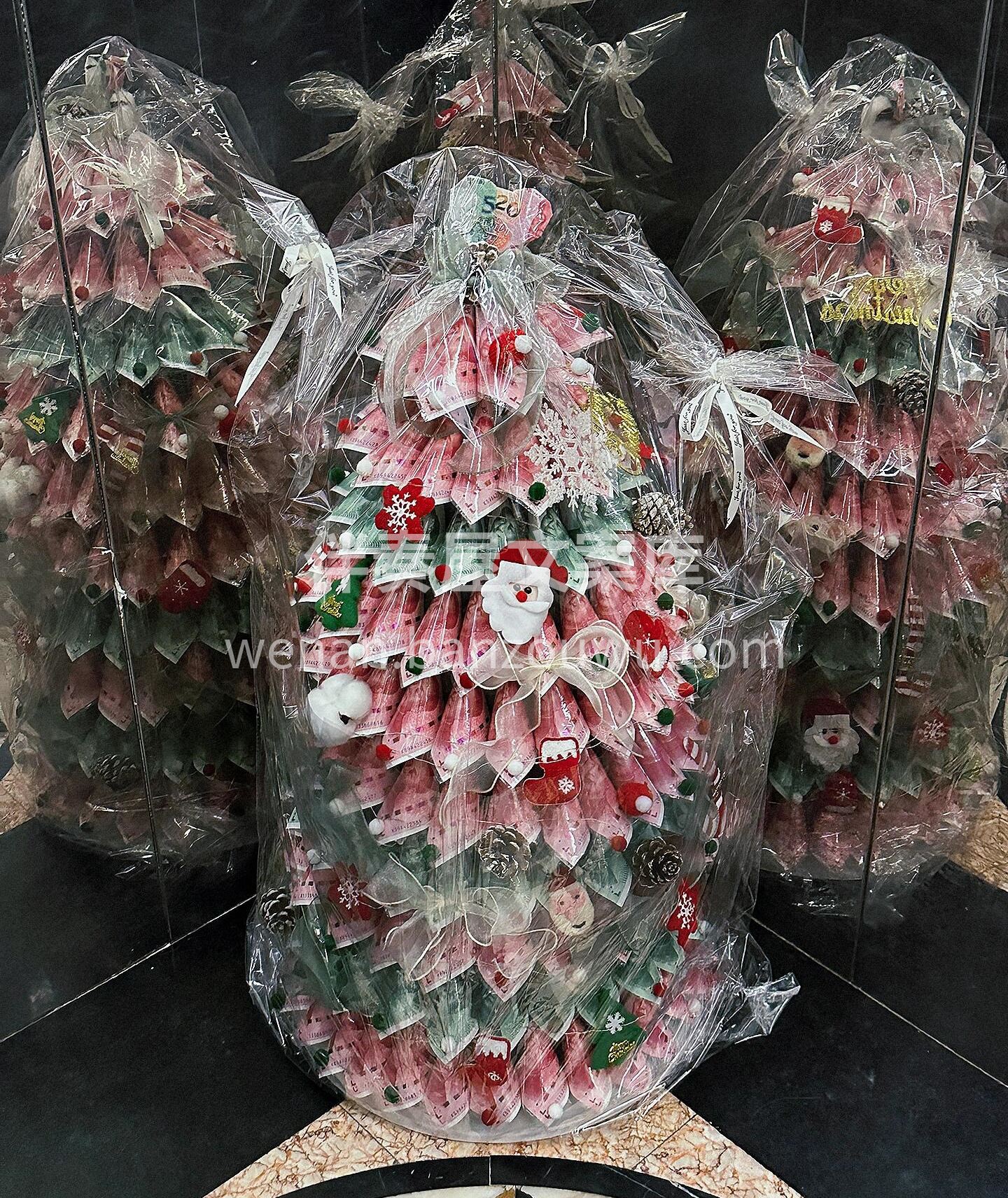 有钱花圣诞树🎄 中国人有自己的圣诞树 有 配图2