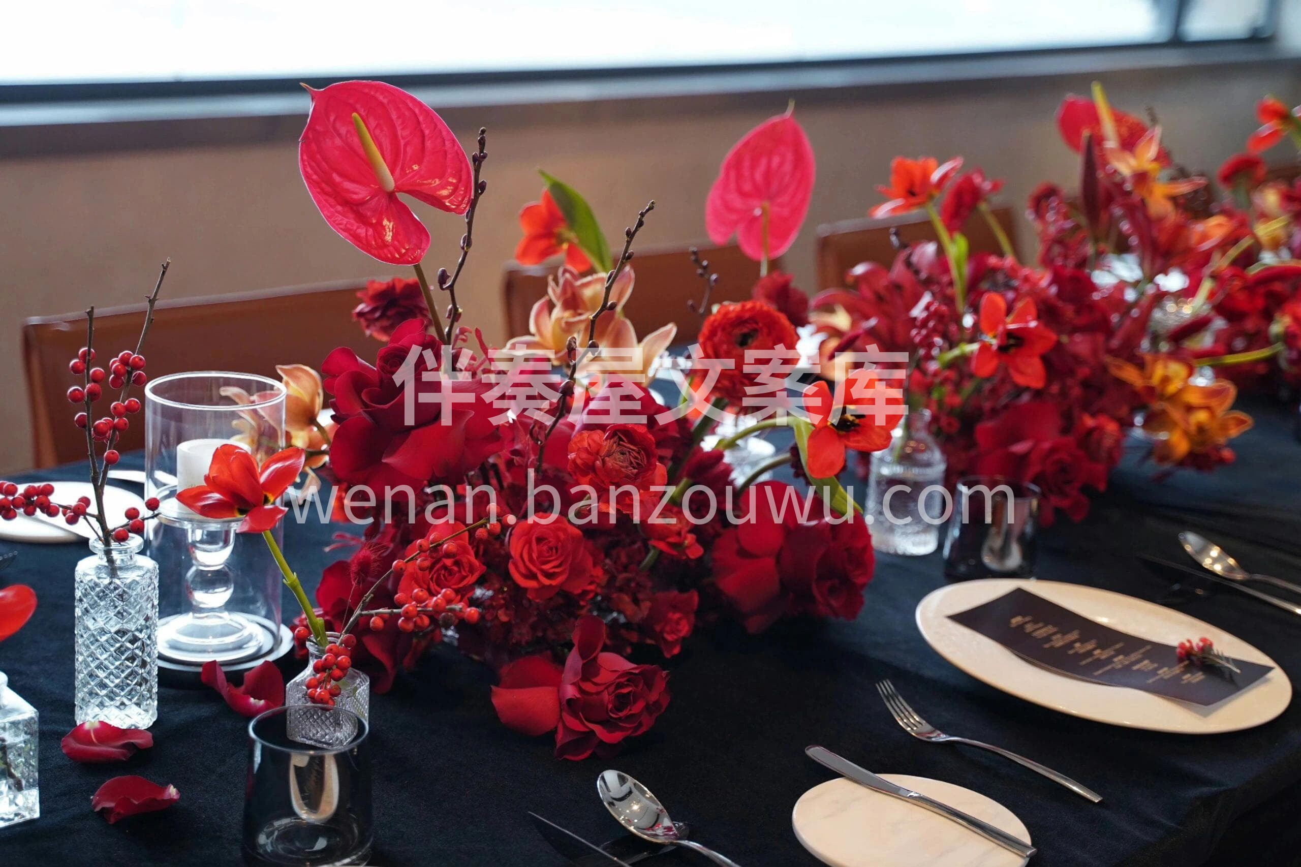 红色系商务会议桌花布置❤️ 红红火火好高级🍎 配图3