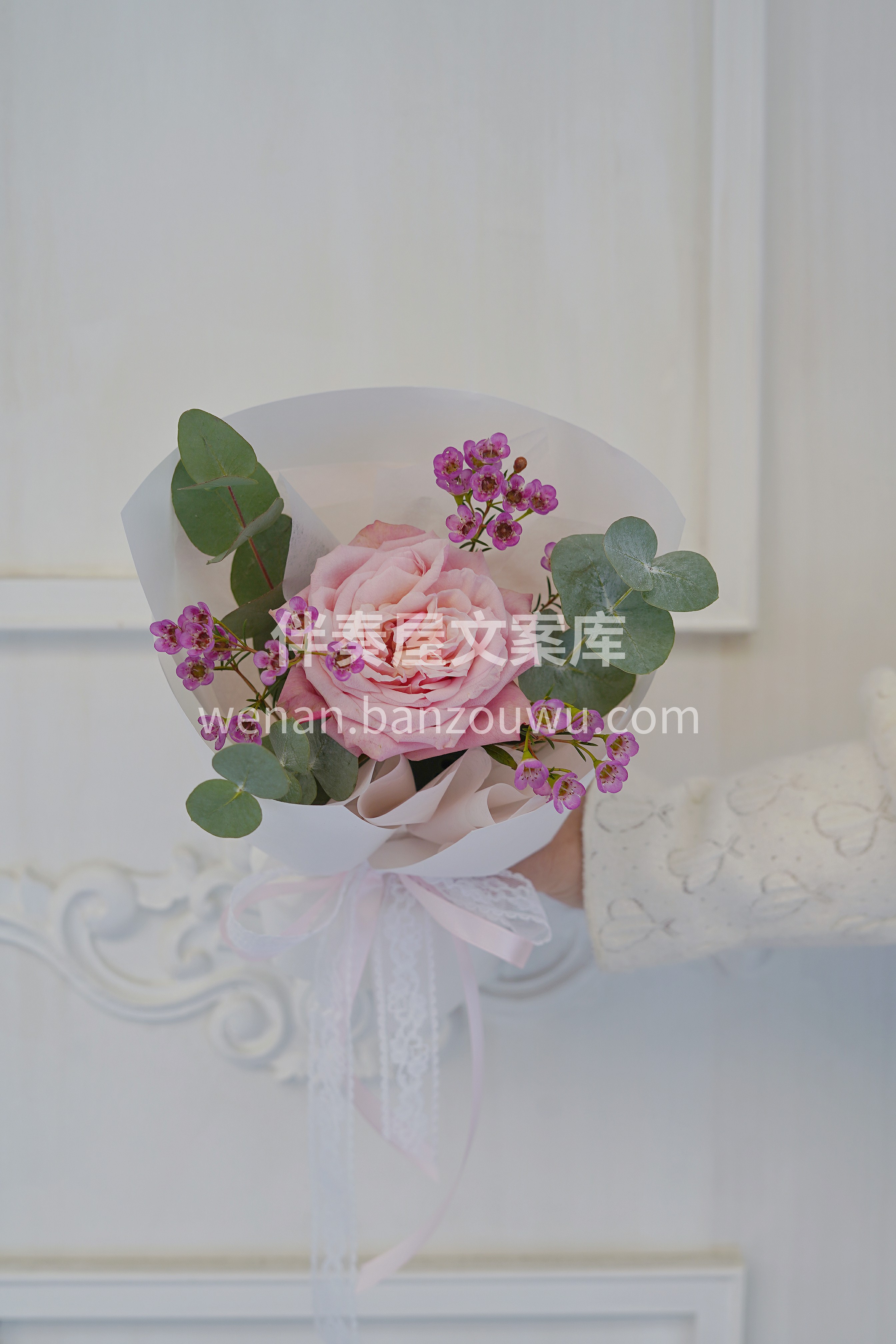 三八女神节小花束💐 迷你又精致✨ 👀对这种可可爱爱的东西 简 配图3