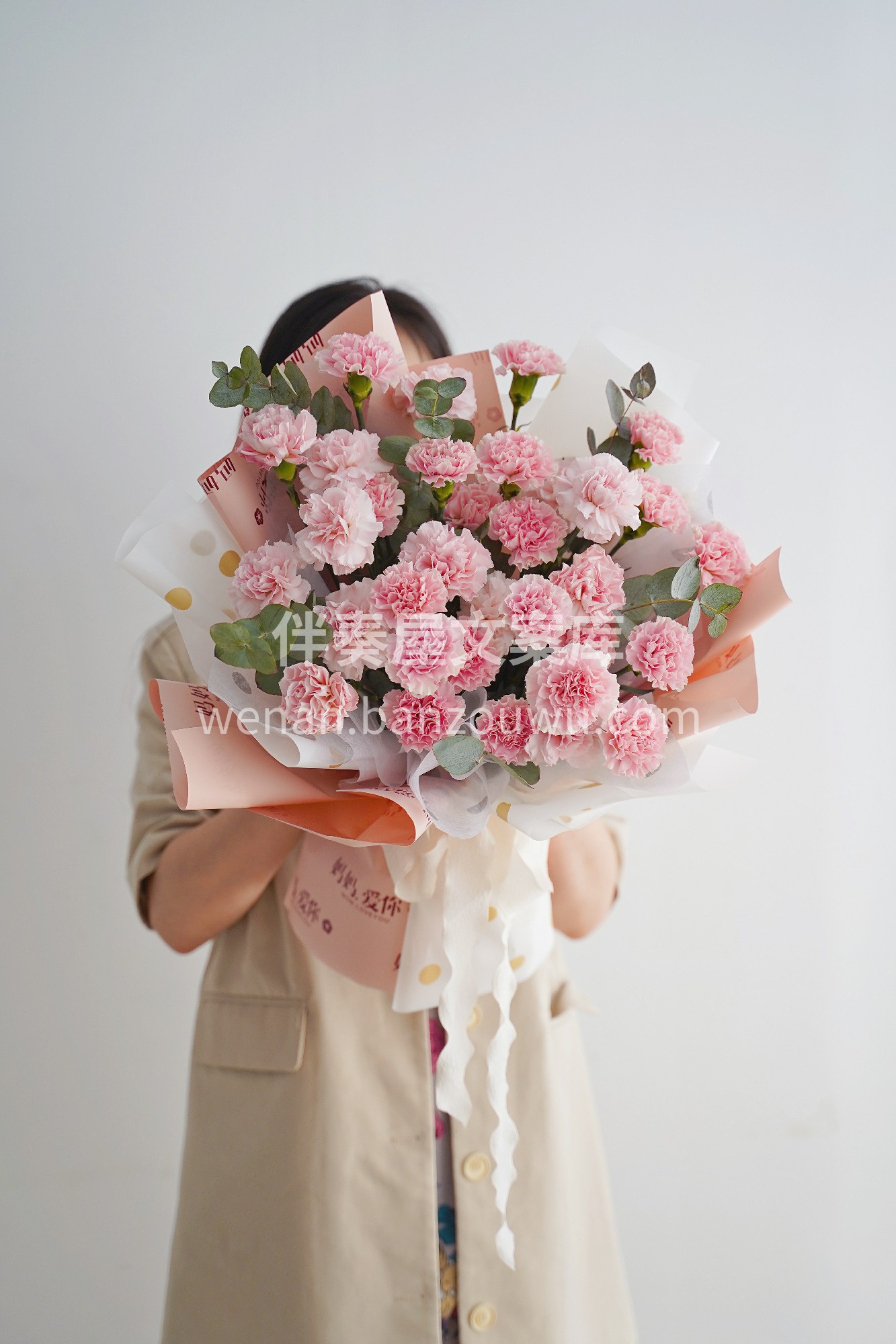 康乃馨花束~ 这世间的温柔，要留给妈妈一 配图1