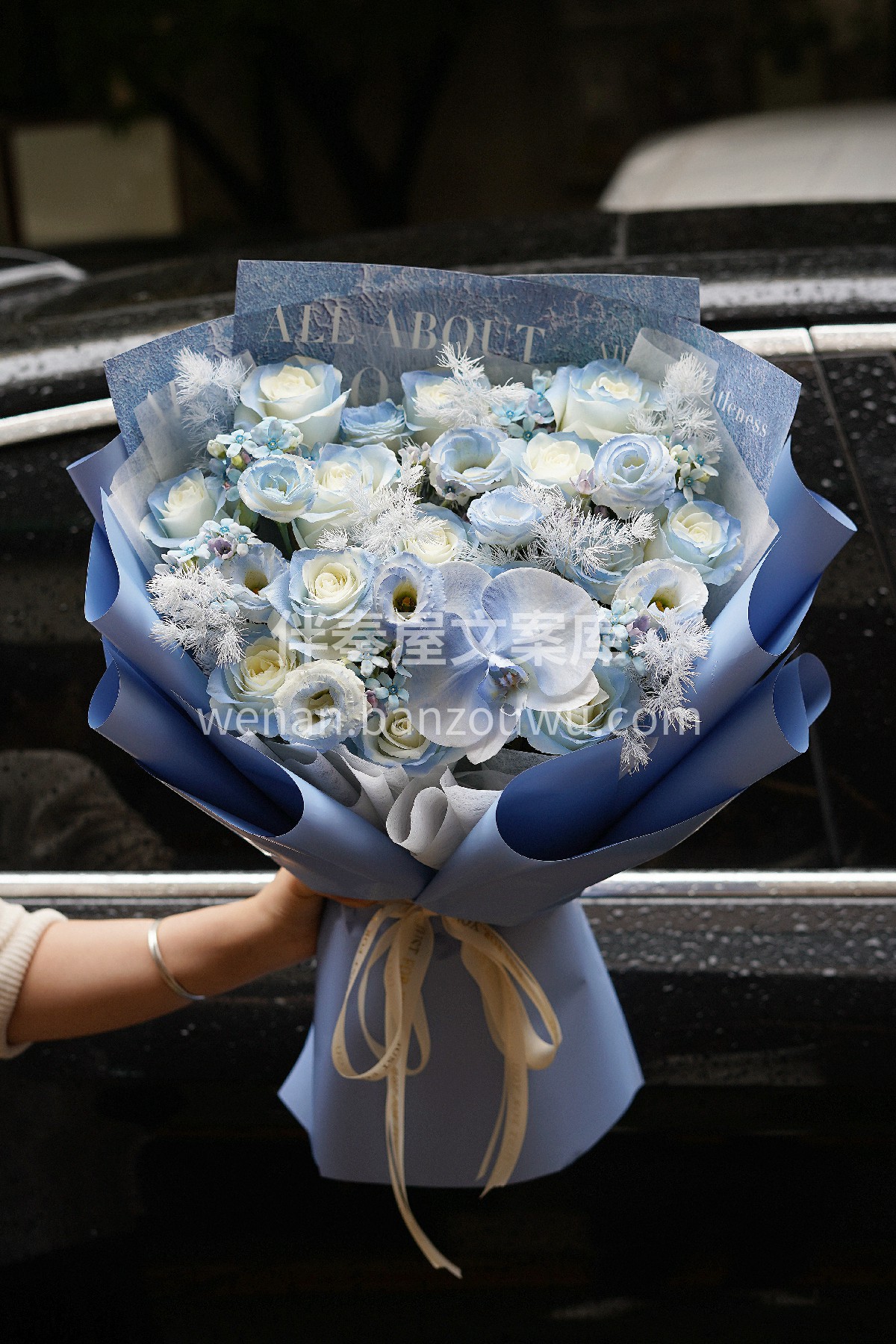 碎冰蓝花束💐 如果喜欢有颜色💙 那就是蓝色 冰蓝色调✨ 一份 配图1