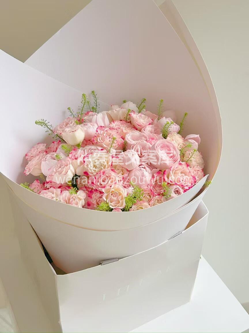 简约款粉色系花束💐 生而悦己 🌸而非困于他人 不必苛求 灵魂 配图3