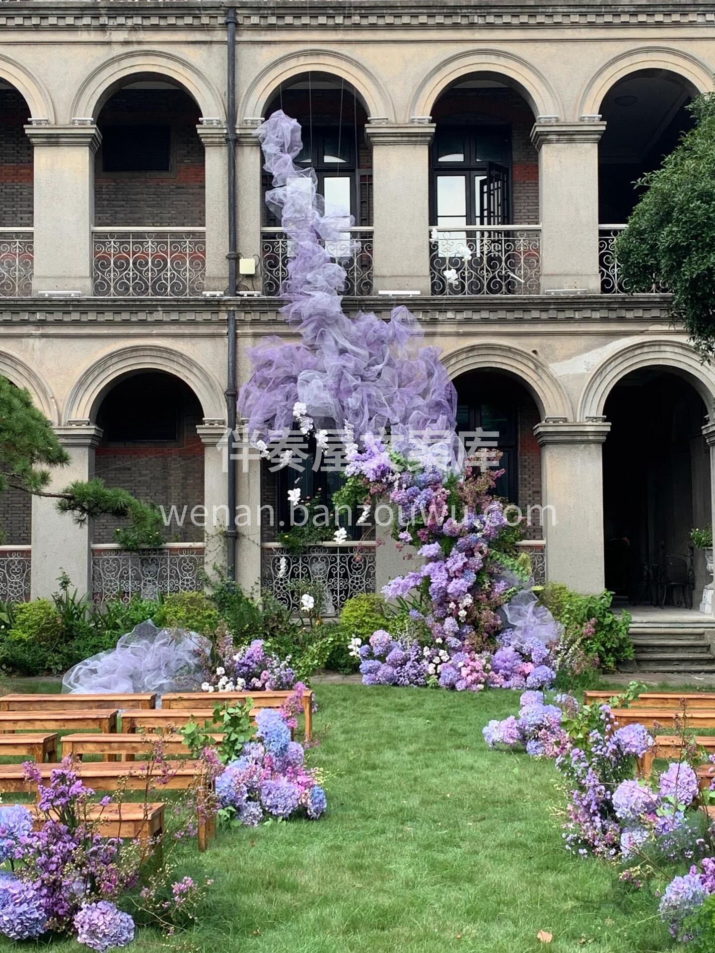 分享绝美紫色场地婚礼💜 紫色象征👰🤵爱情的高贵与永恒 浪漫与 配图3