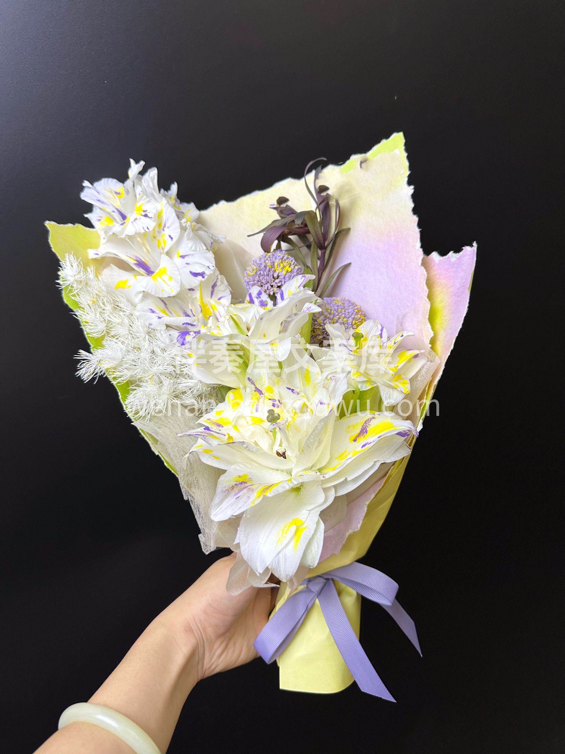 涂鸦花束💐 世界奇奇怪怪 你要可可爱爱😊 配图3