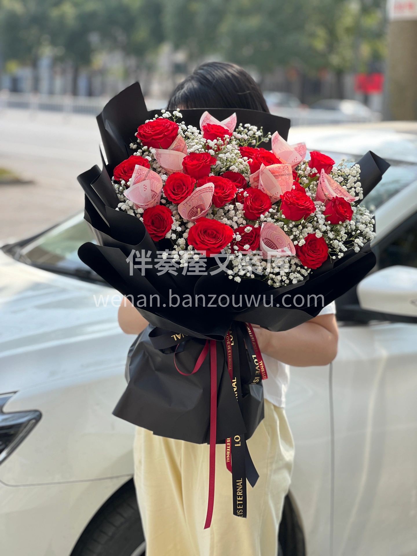 客订玫瑰有钱花 顾客给女朋友定制的花束  配图2