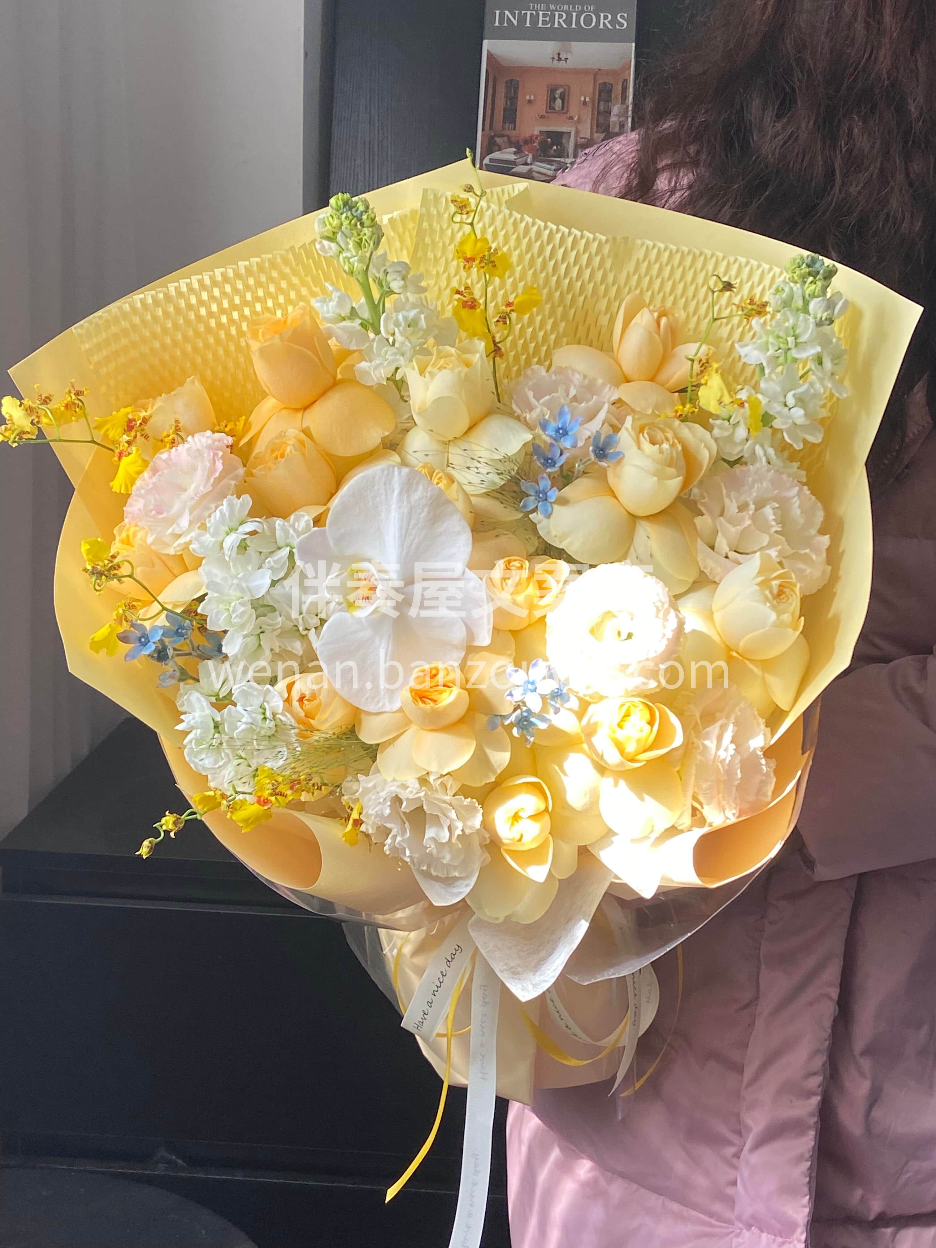 奶油色系明媚花束🌼 奶fufu的温柔底色☀️ 缀满明媚春光💛 配图1