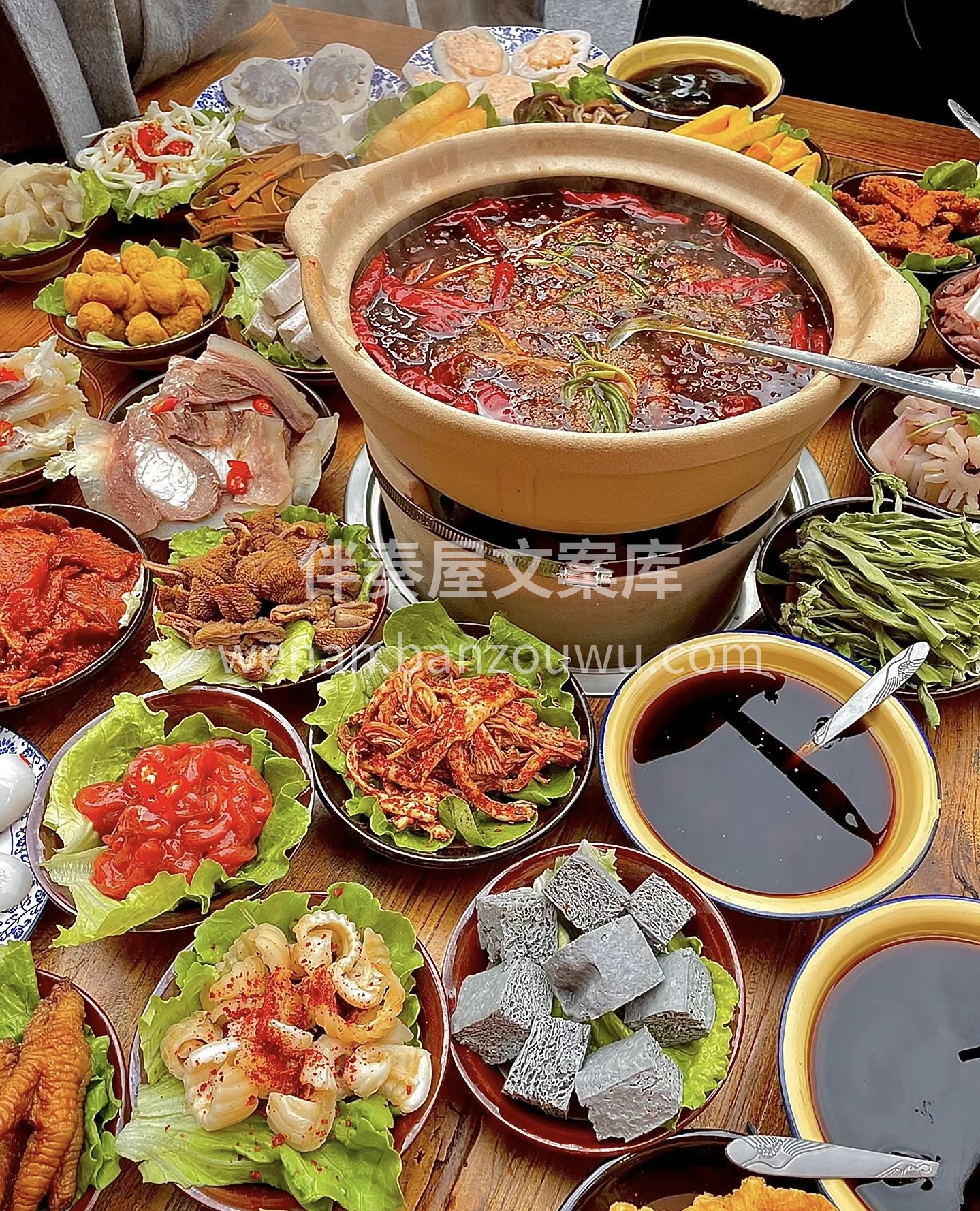 热辣火锅来咯◎丰富的菜品，满足你的各种口 配图2