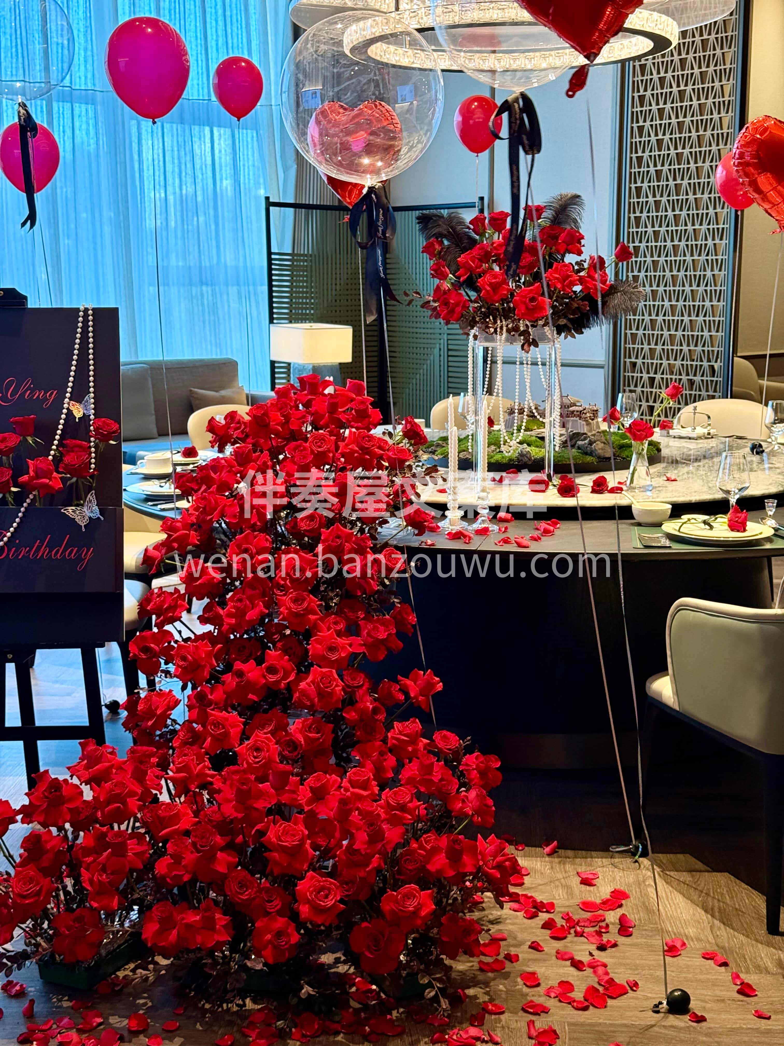 生日宴的红玫瑰海❤️ 是为你铺就的浪漫主场🌹 岁岁年年🥀爱意 配图2