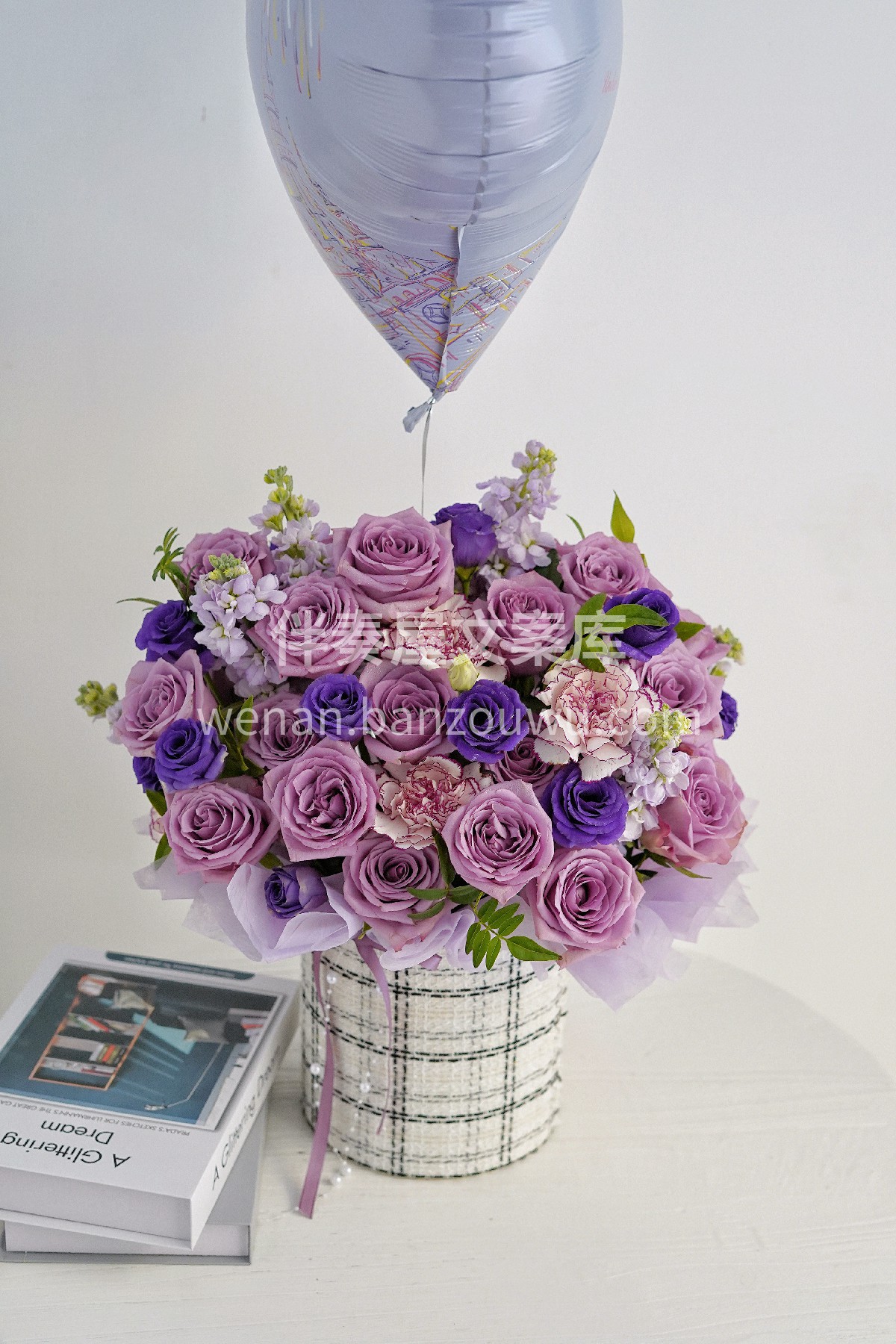 紫霞仙子抱抱桶💜 这世界细细碎碎 而你是我的精神花园🌸 配图3