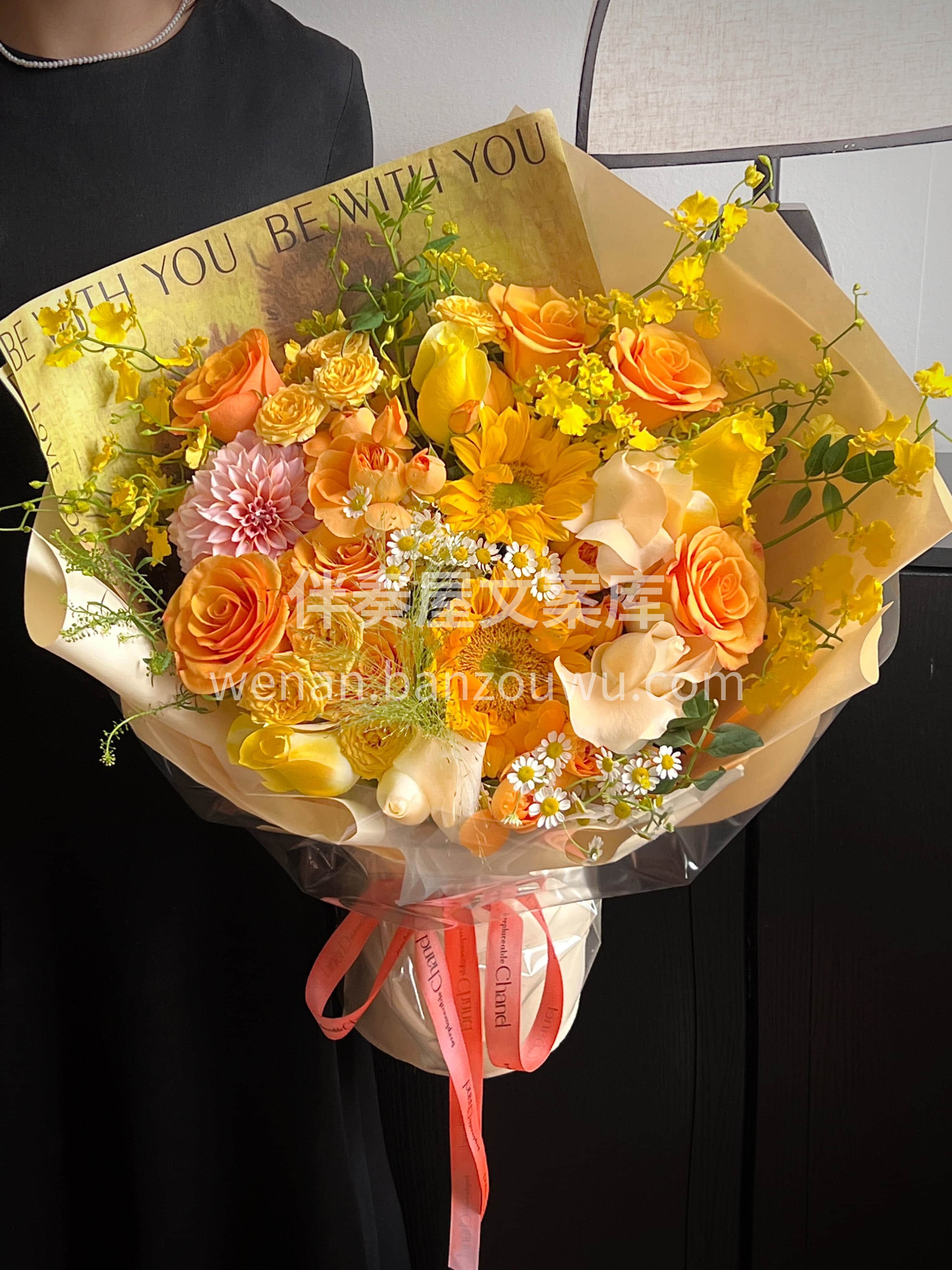 向日葵花束 🌻 夏日限定浪漫🌼 把整个夏天的阳光都揉进花束里 配图1