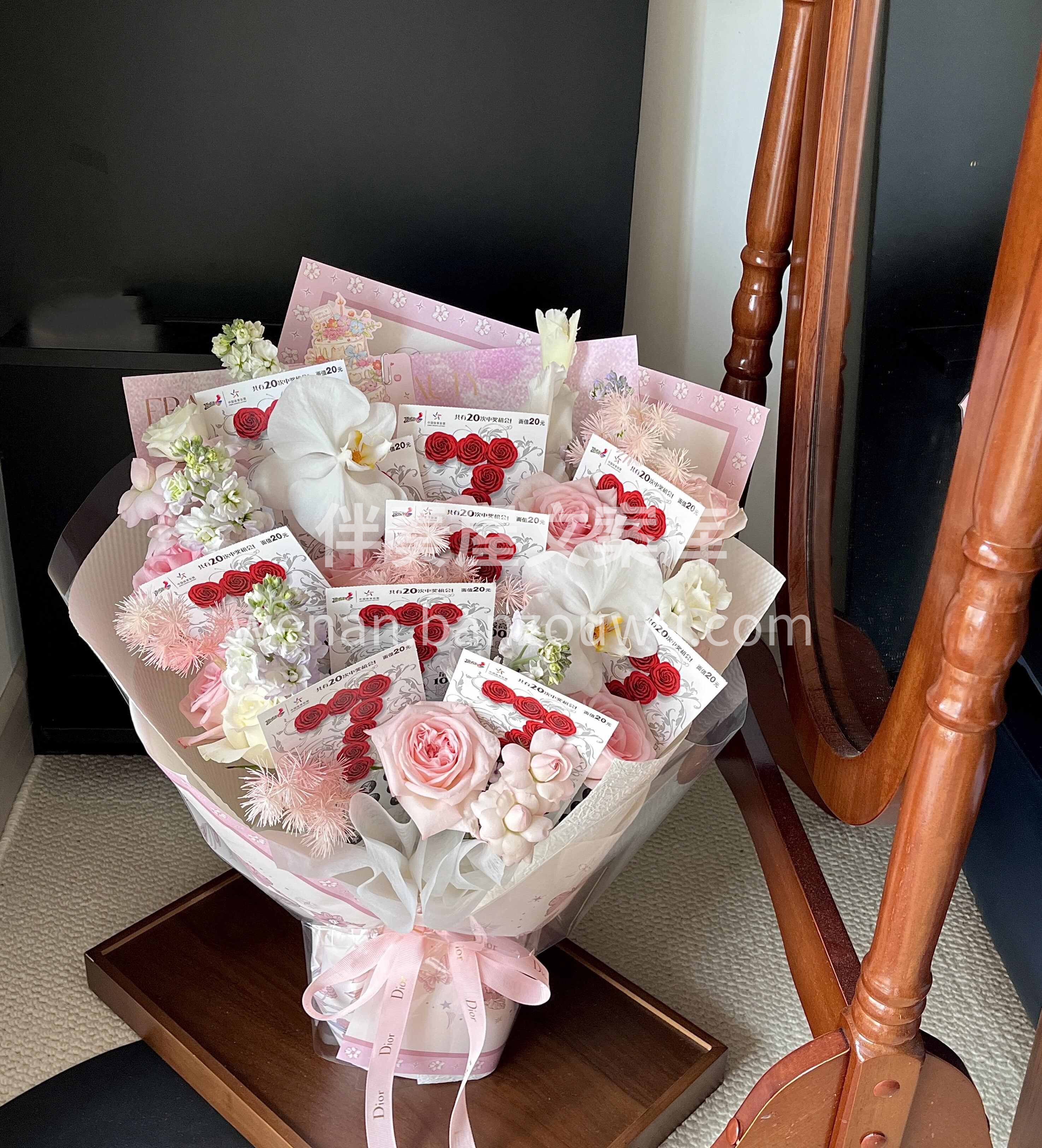 何以解忧🌸唯有暴富 彩票花束充满惊喜与无限可能🎀 配图1