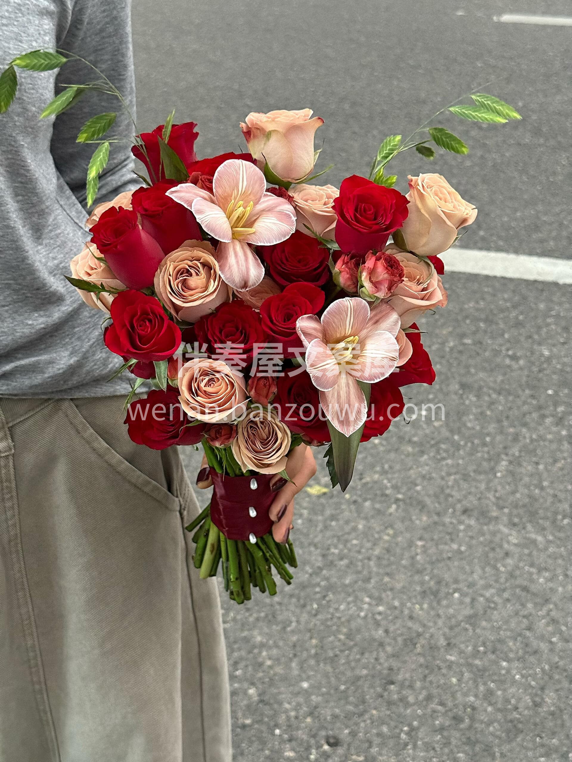 ❤️复古色系手捧花🤎 是永不褪色的浪漫誓言🌸 配图1
