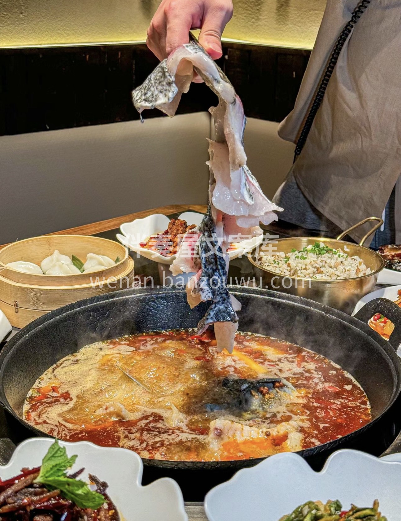 🥘 酸菜鱼火锅，一场舌尖上的盛宴！🎉 🐟 配图3