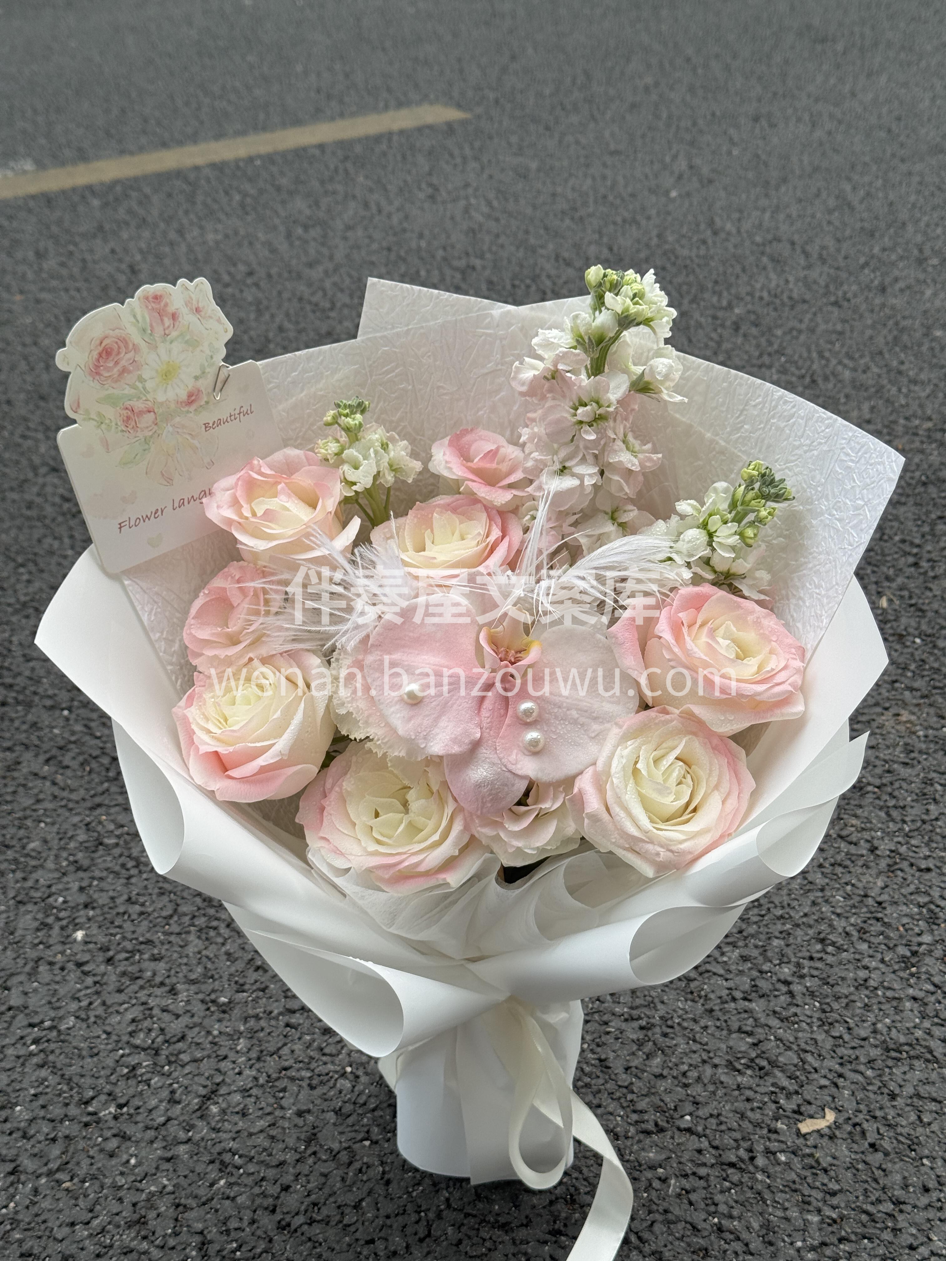 生活 有所为 有所爱 有所期待 花会沿路 配图1