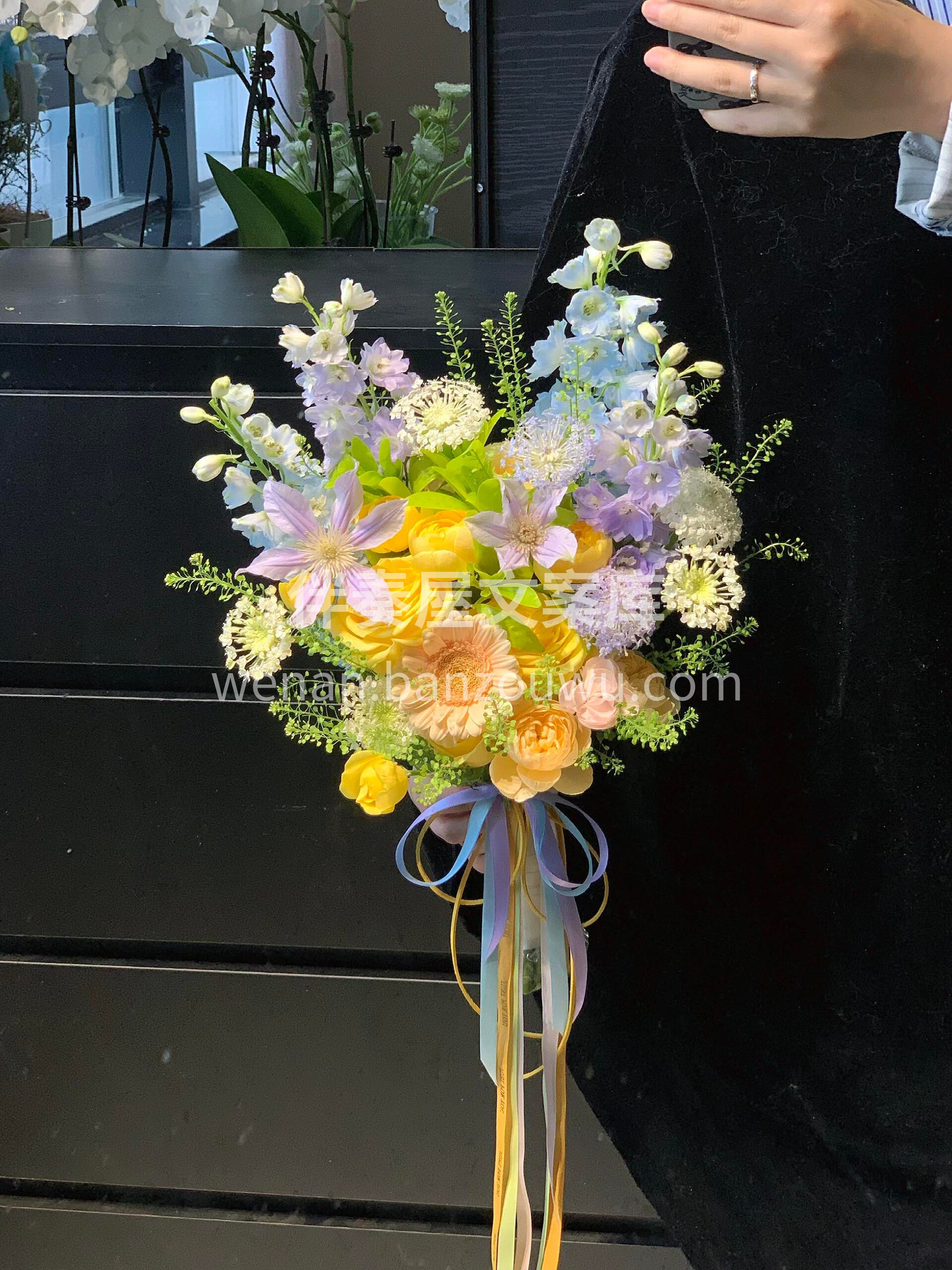 💐油画感温柔手捧花 自带春日滤镜的小太阳 配图1