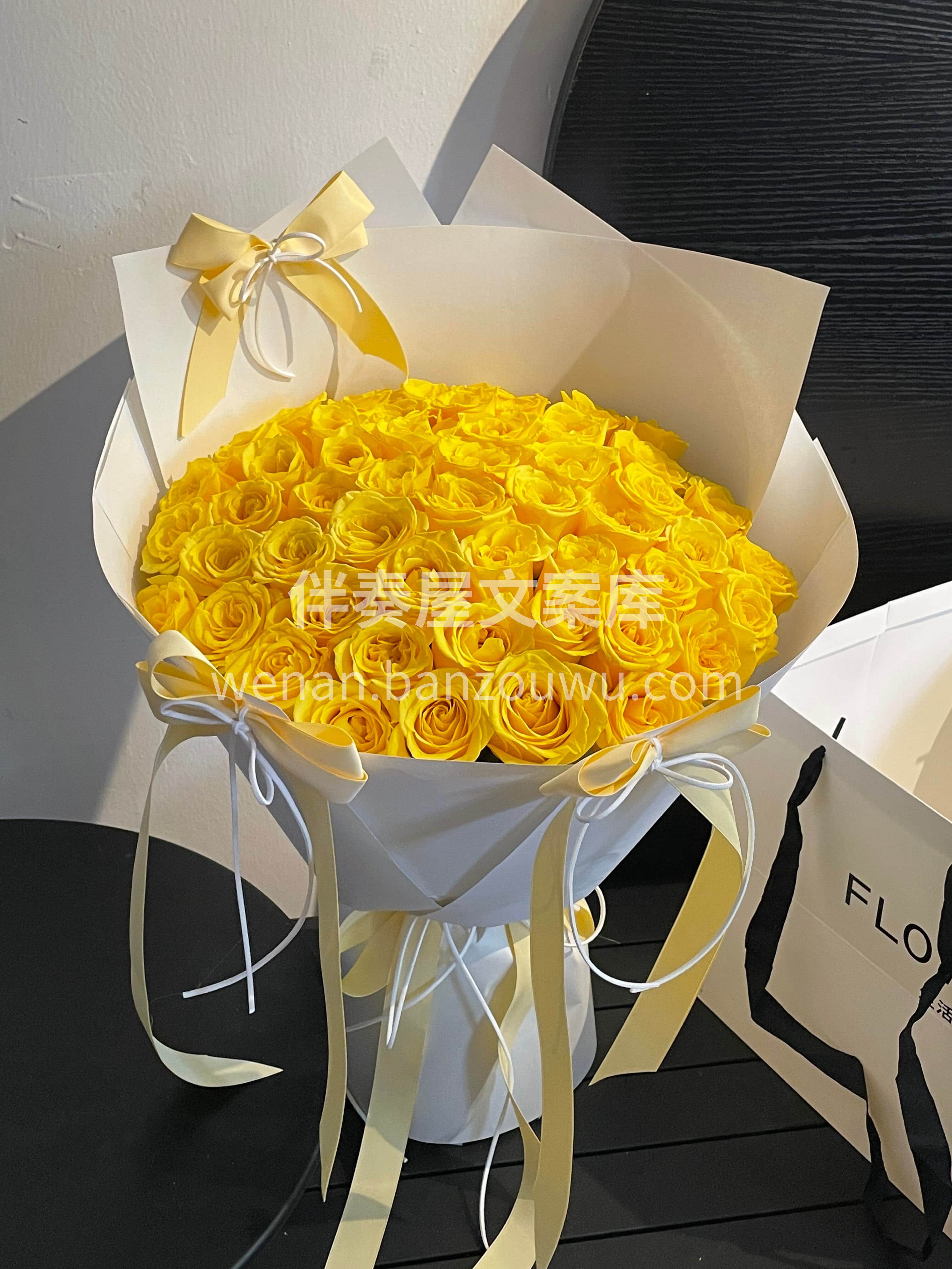 黄玫瑰有了新的定义💛 生而明媚☀️肆意绽放🌼 热烈而自由✨ 配图3