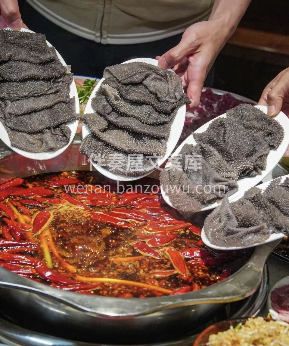 火锅美味，舌尖陶醉。新鲜菜品，品质保证。 配图1