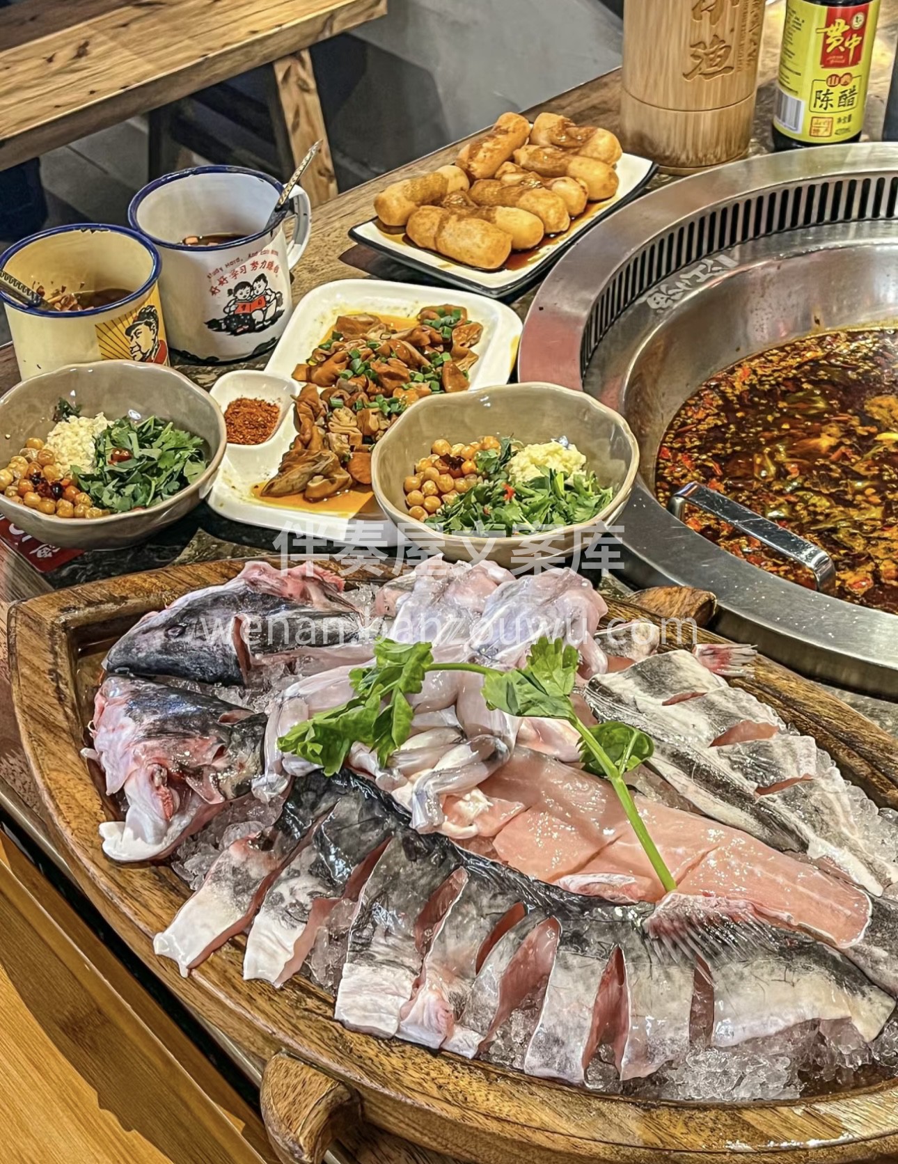椒麻鱼火锅的魅力！鲜美的鱼肉与刺激的椒麻 配图1