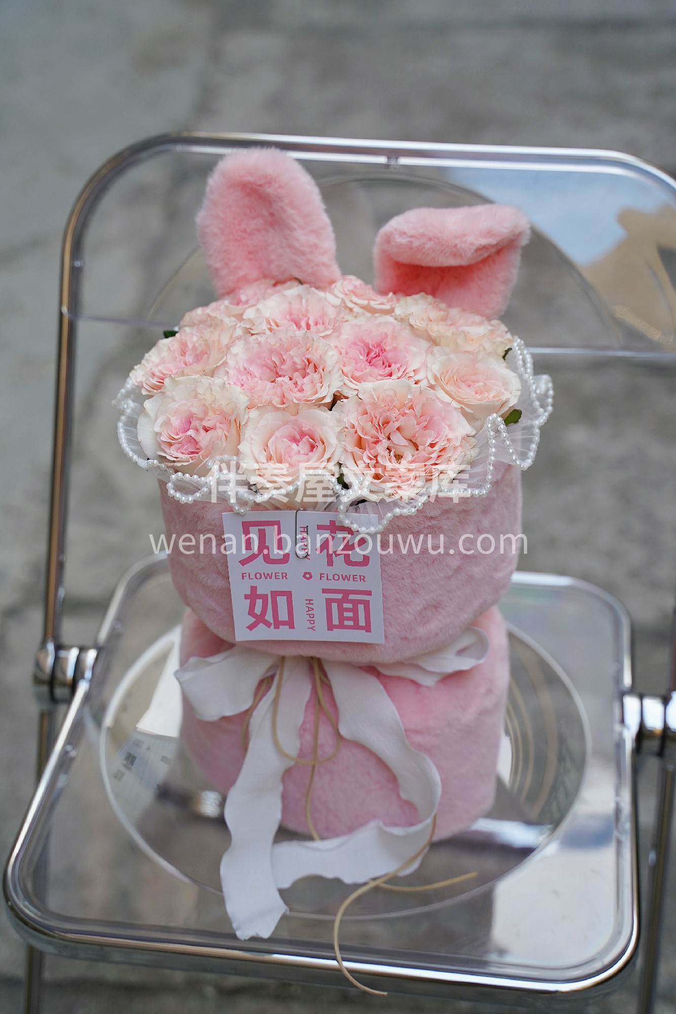 兔耳朵洛神玫瑰花束 洛神玫瑰的渐变粉 和 配图1
