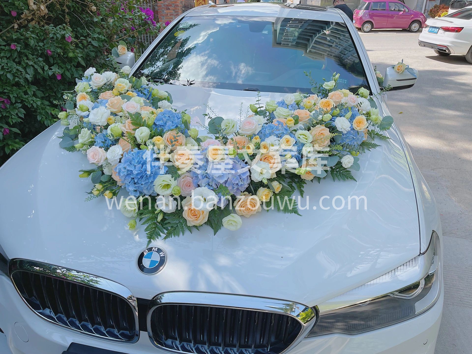 客订婚车 看腻了红色系的婚车 可以选择这 配图1