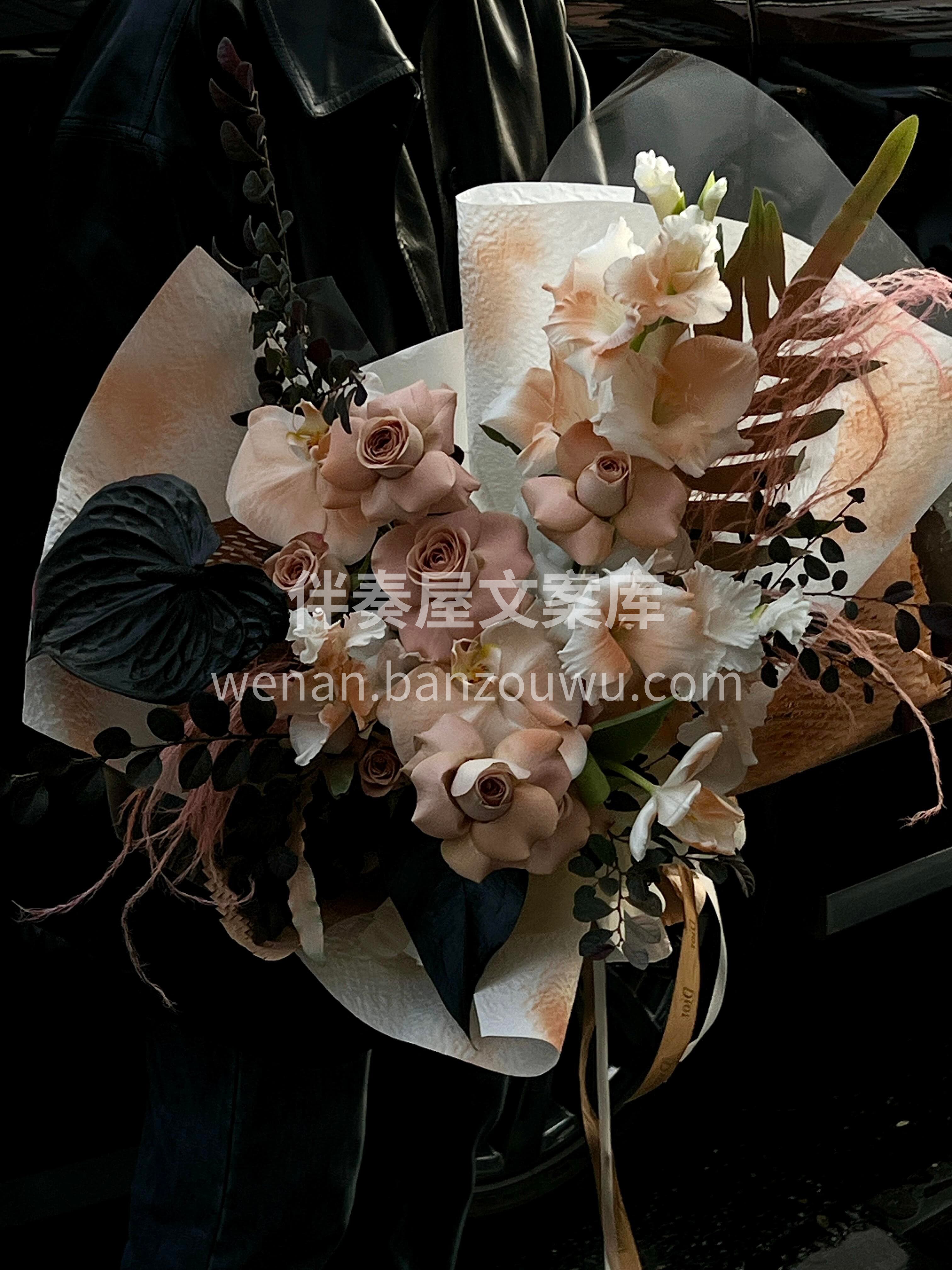 花不只是礼物🍂更是情绪的容器🍁 用一束秋色系复古花束🧡为你封 配图2