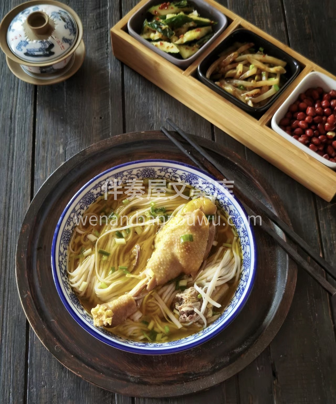 汤非常非常好喝，完完全全鸡汤的味道，没有 配图3