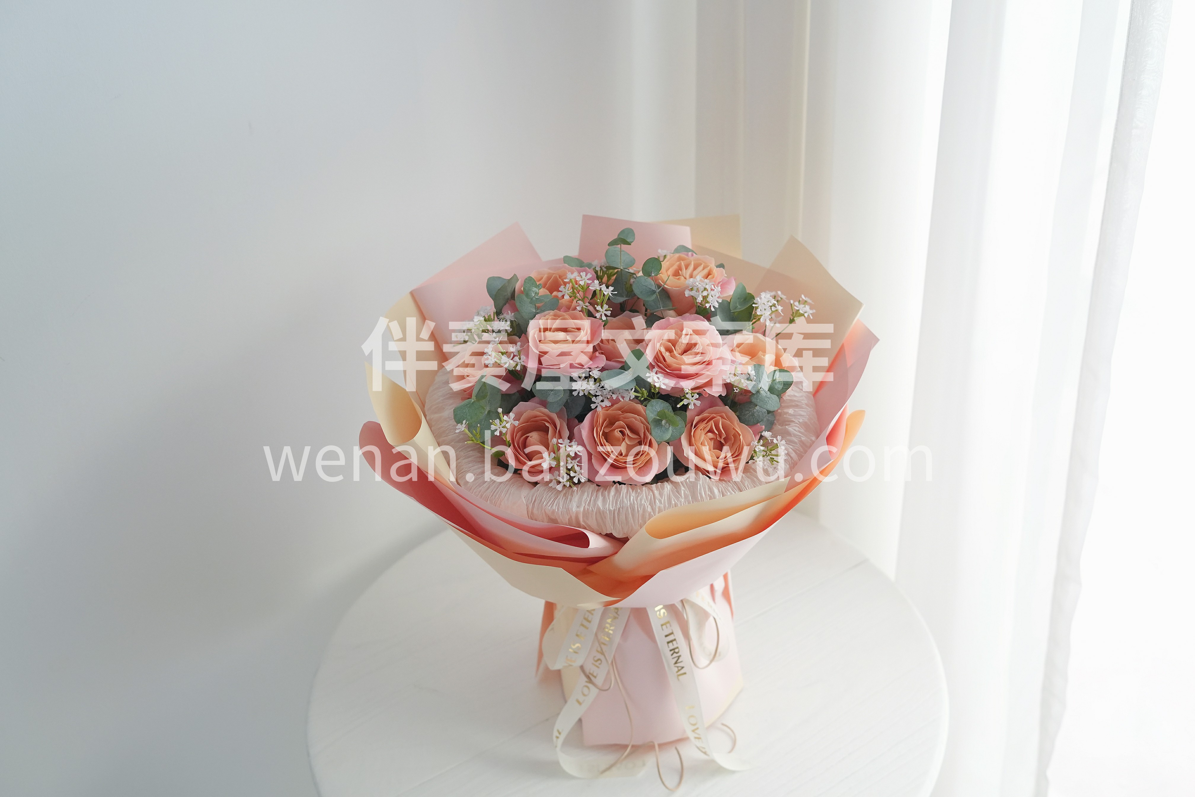 情人节圆形花束🌸 凡事过往都是序章📖 🎐 配图1