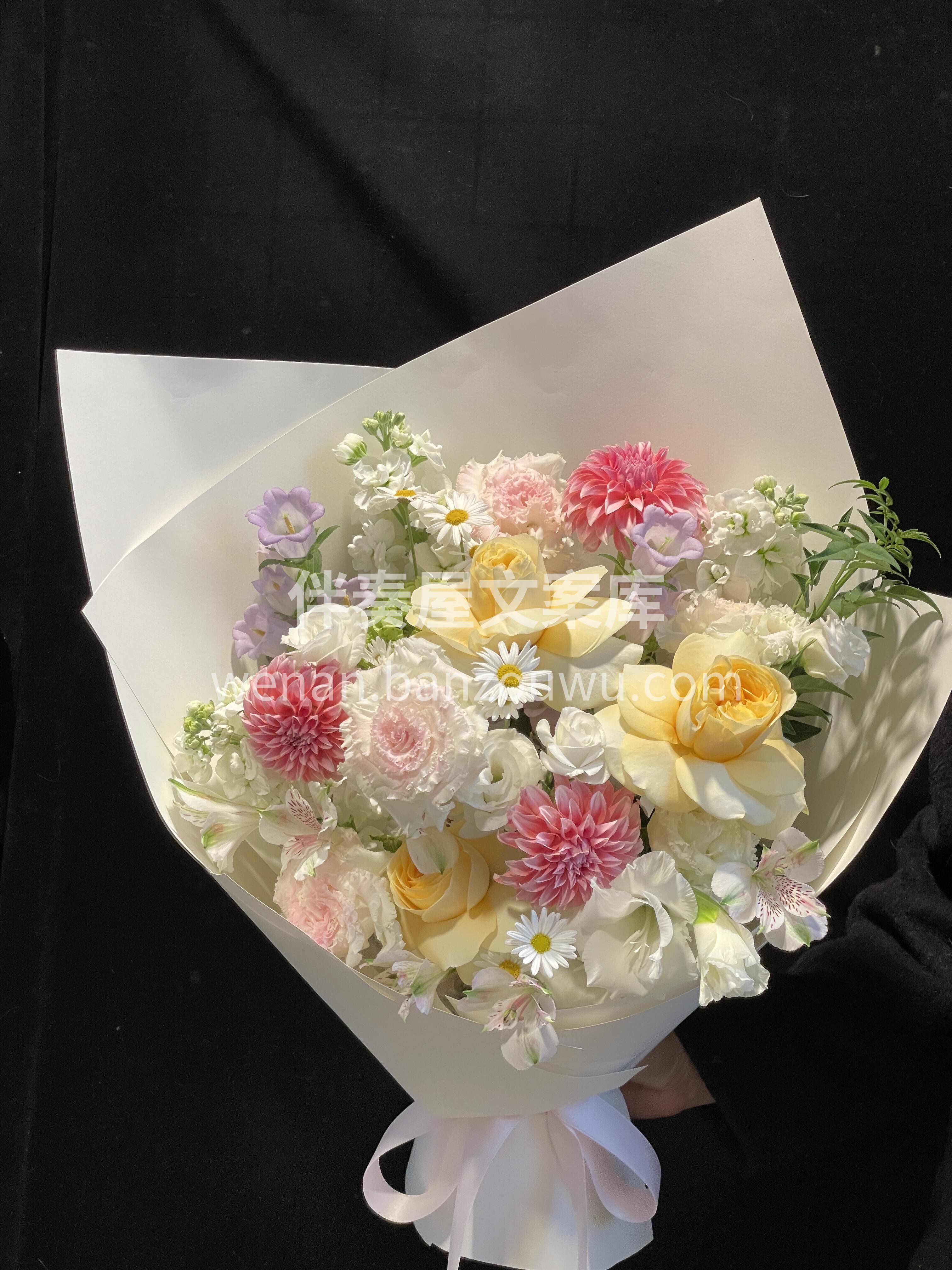 奶油杯混搭花束💐 我嘛🌼 一身傲骨 从来没为谁低过头 次次为 配图3