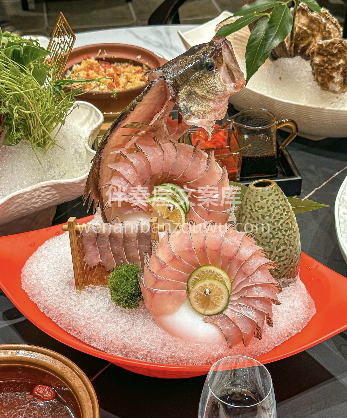 快来邂逅豆捞火锅！精致的食材在鲜美的汤底 配图2