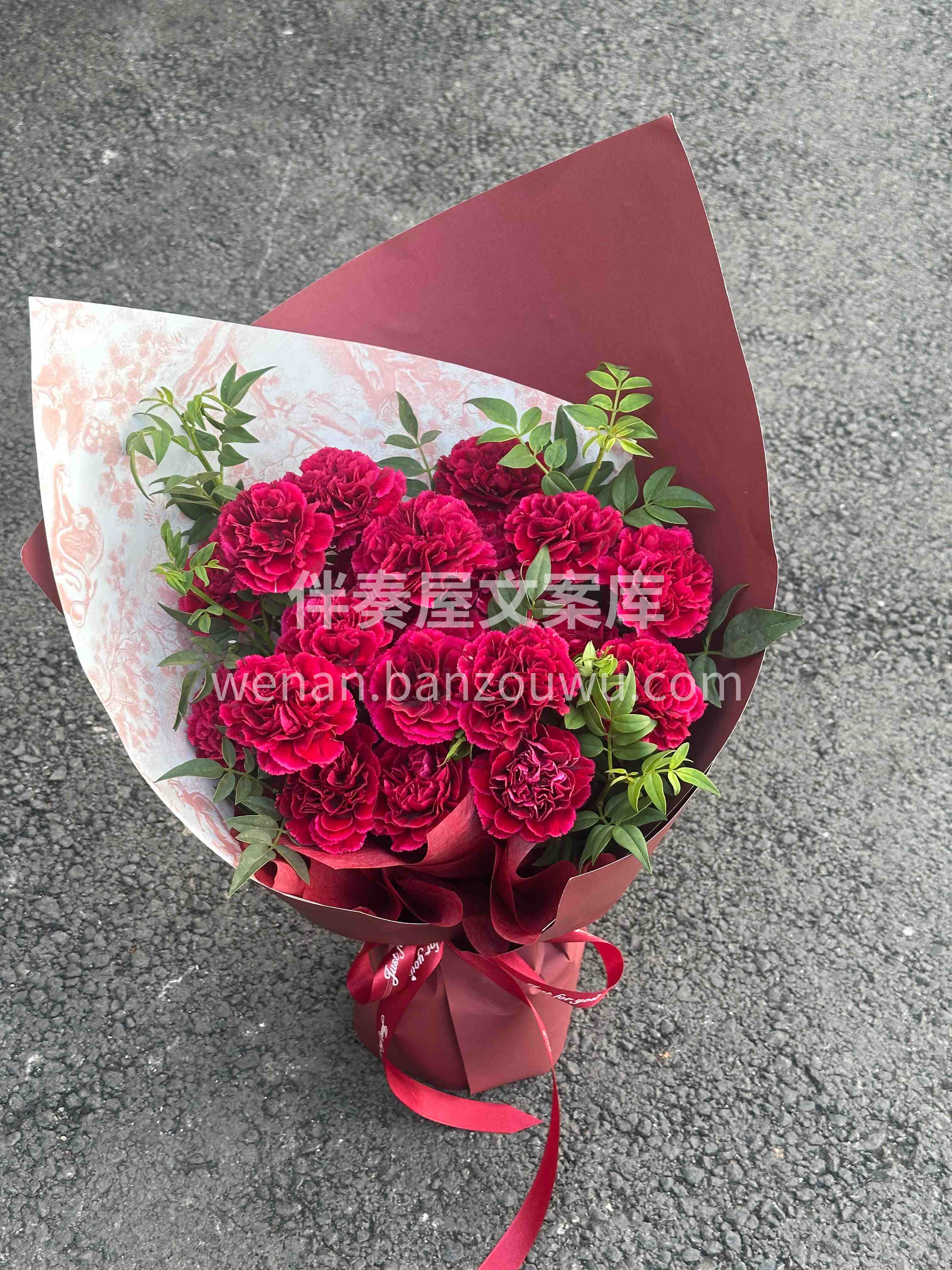 一束红绸康乃馨💖 藏着我对妈妈最想说的话 配图2