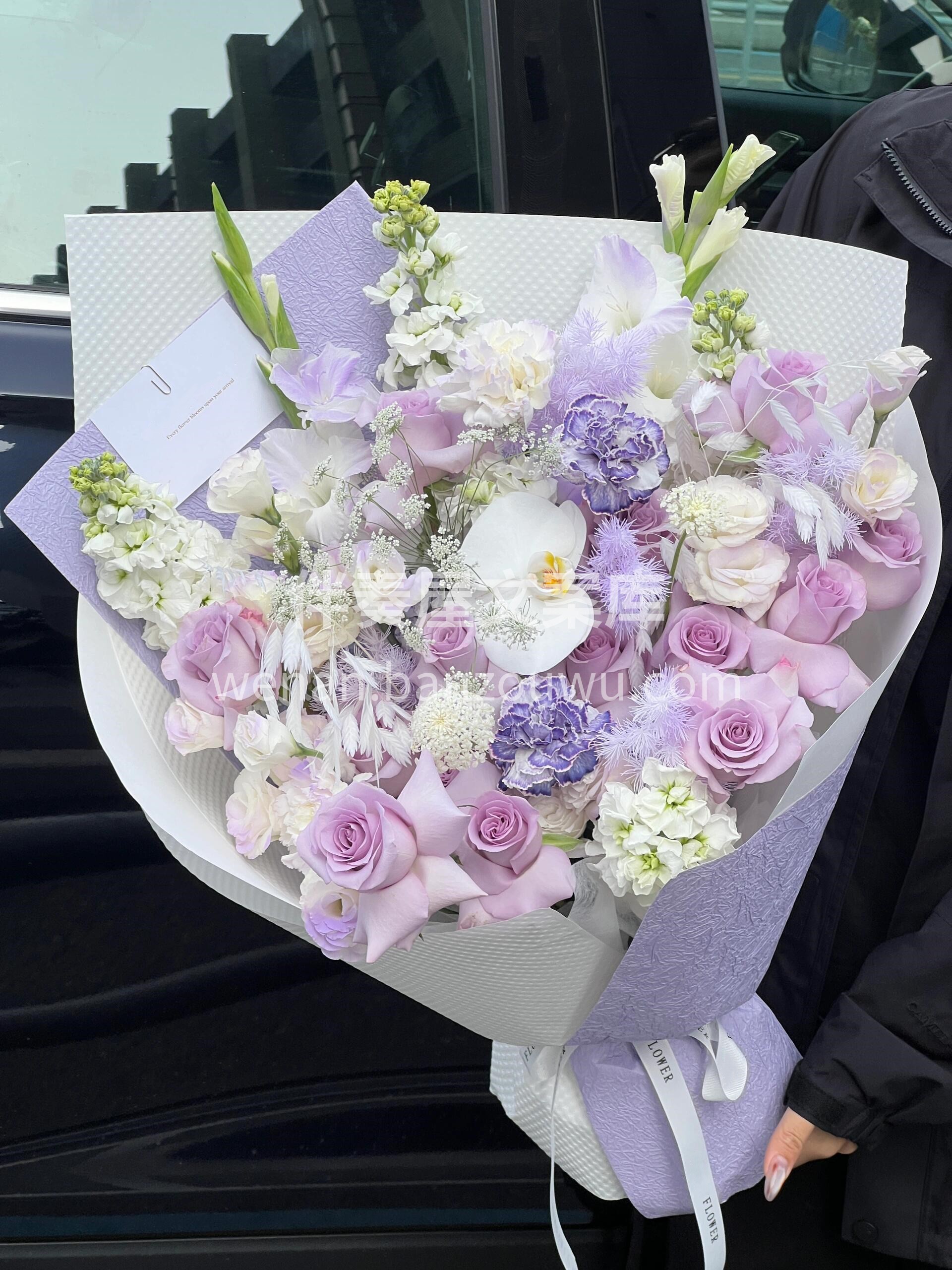 💜闺蜜专属🤍紫白渐变花束 不只是爱情 友 配图1