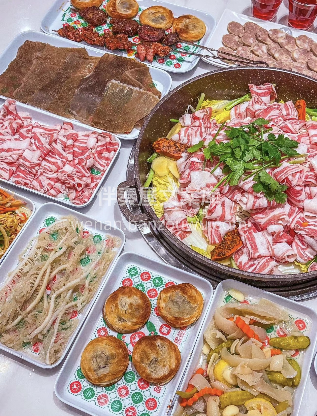 🥩新鲜的鲜蛤打底搭配配菜加入高品质的原切 配图3