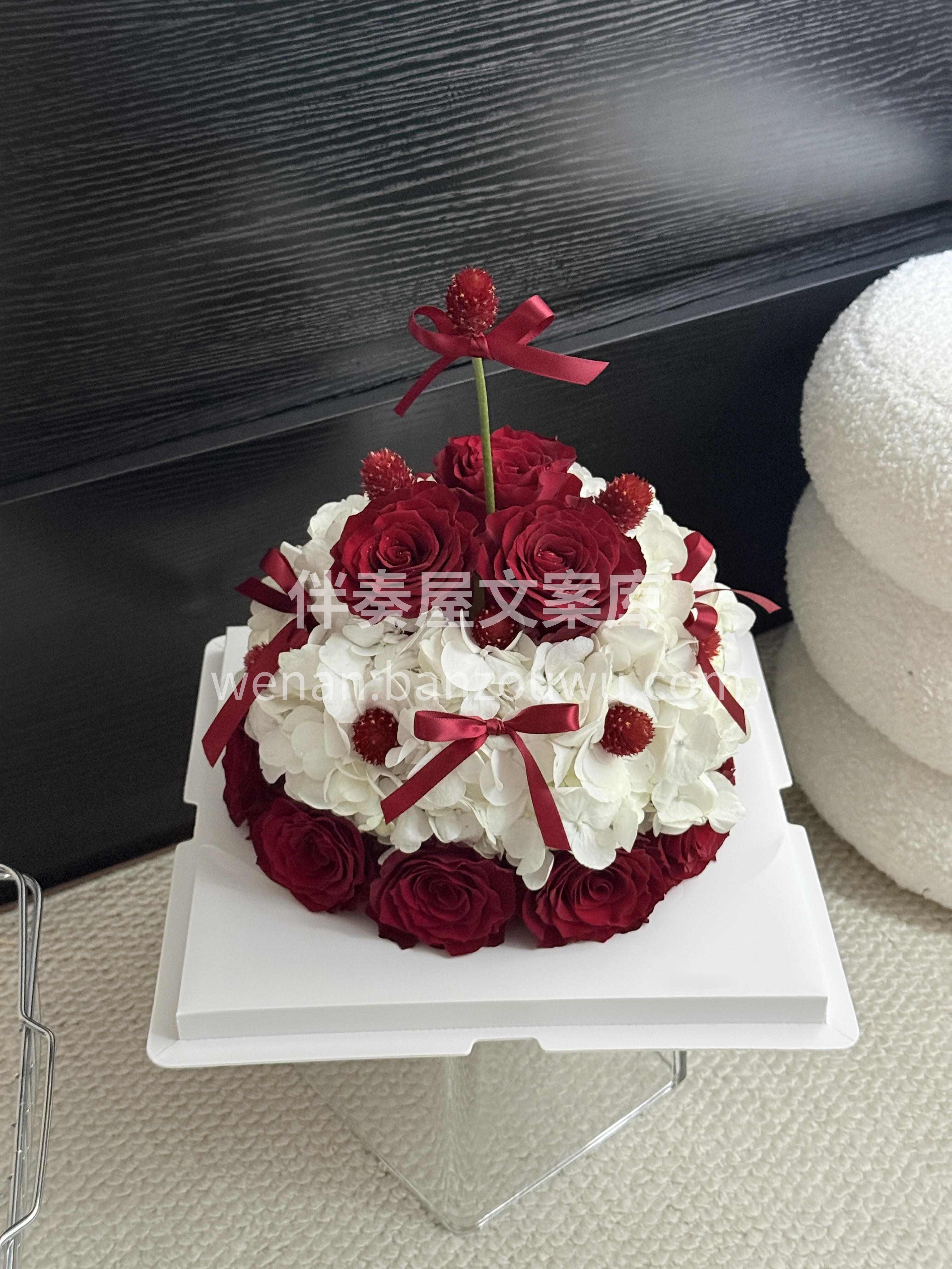 红玫瑰蛋糕花[蛋糕] 经典红玫瑰🌹 低调里藏着热烈❤️ 配图2