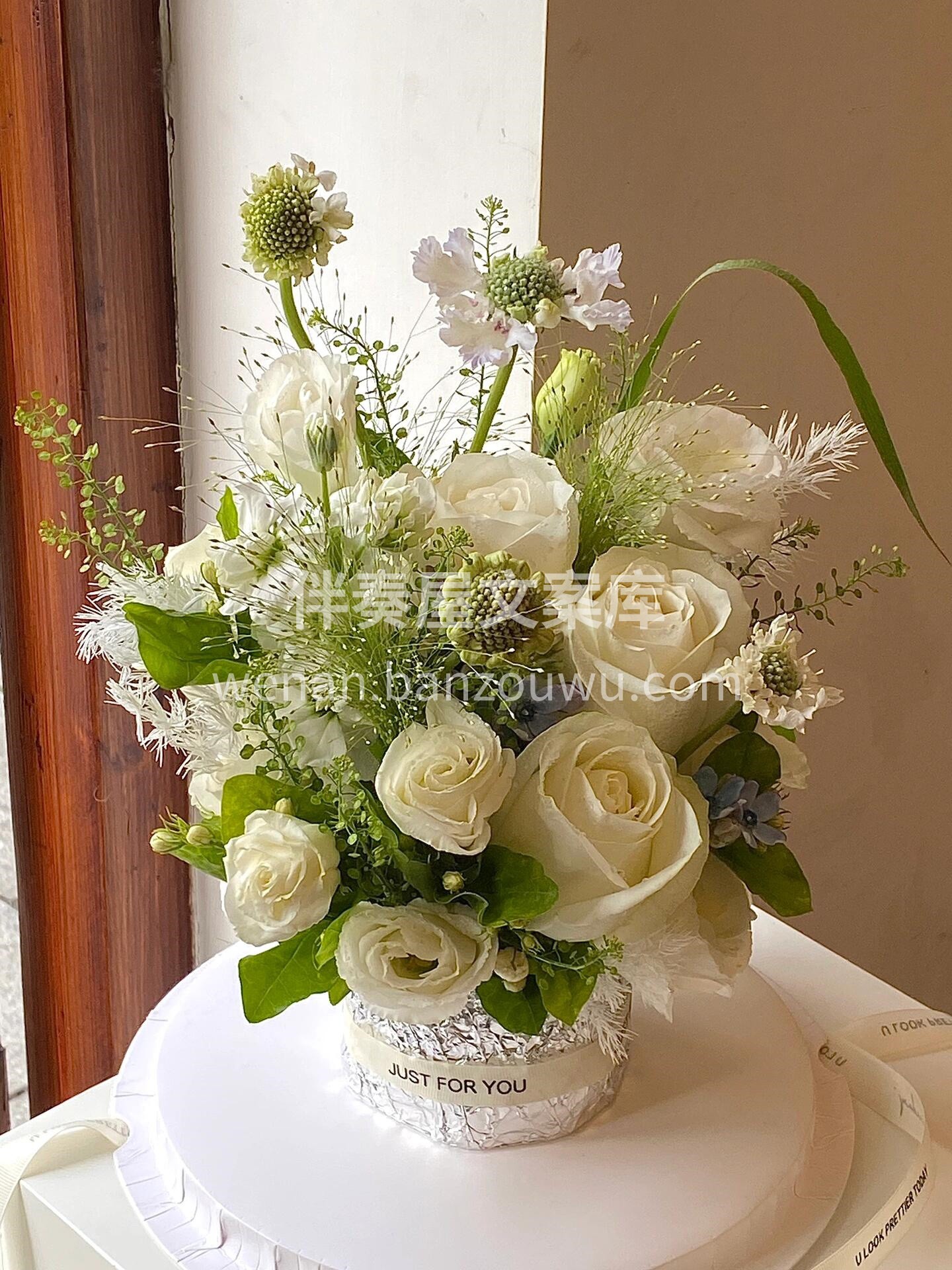 白绿色系鲜花蛋糕🎂 自然有绿🌿不是季节的限定 生机盎然的白绿 配图2
