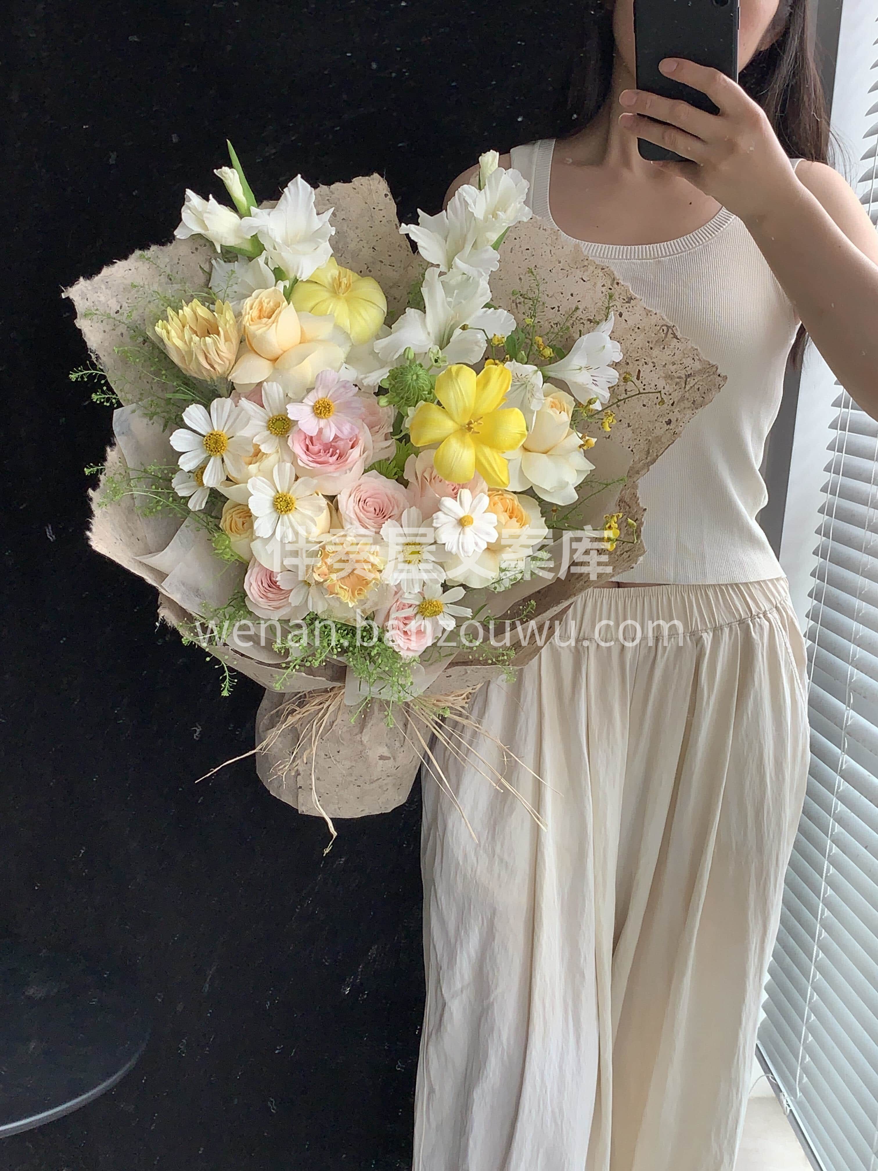 手撕纸花束也太懂仪式感了吧💐 用最原始的方式赋予纸张新生💛  配图3