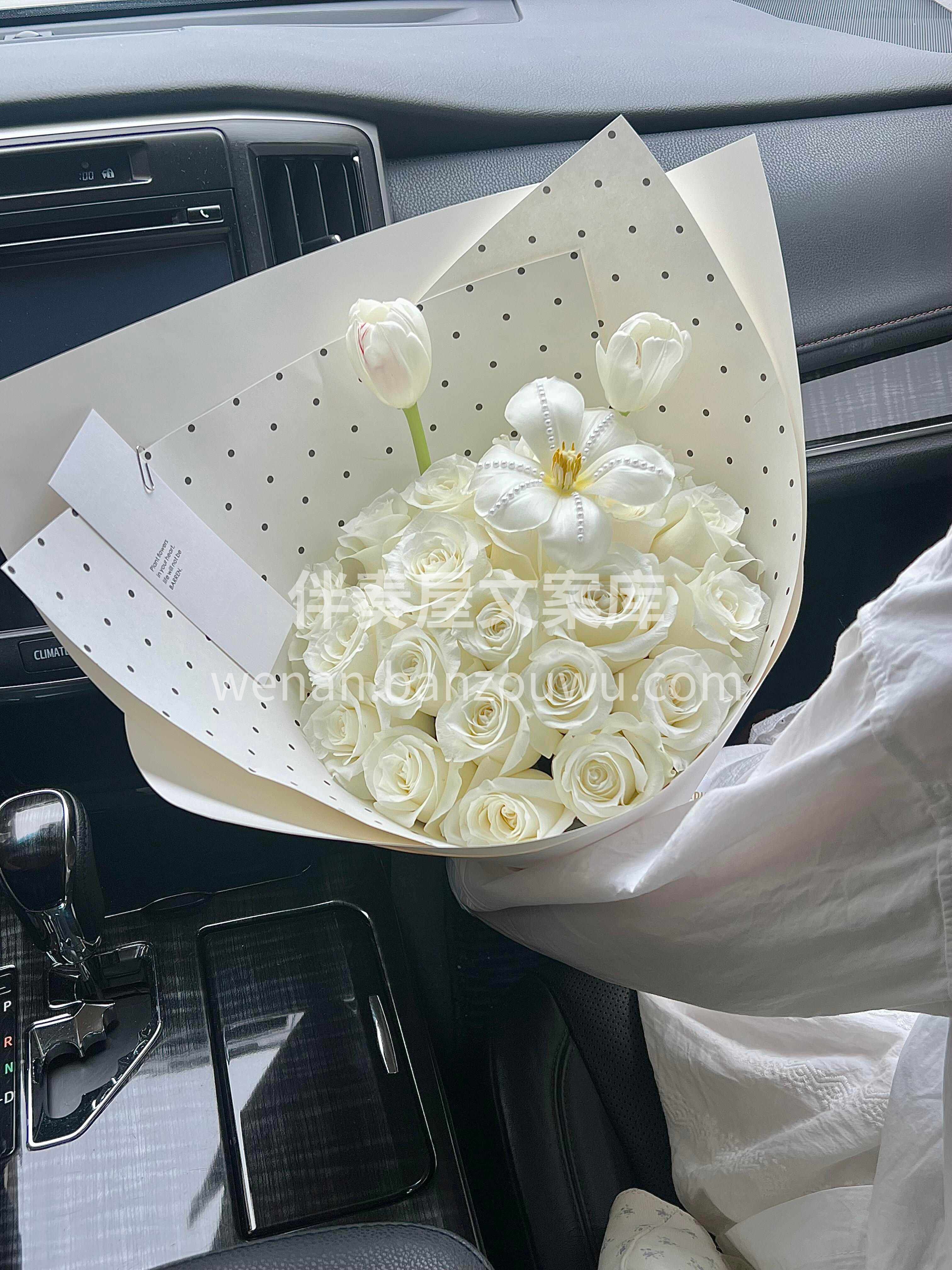 520的告白花束已就位🌼 白玫瑰的温柔🤍 配图3