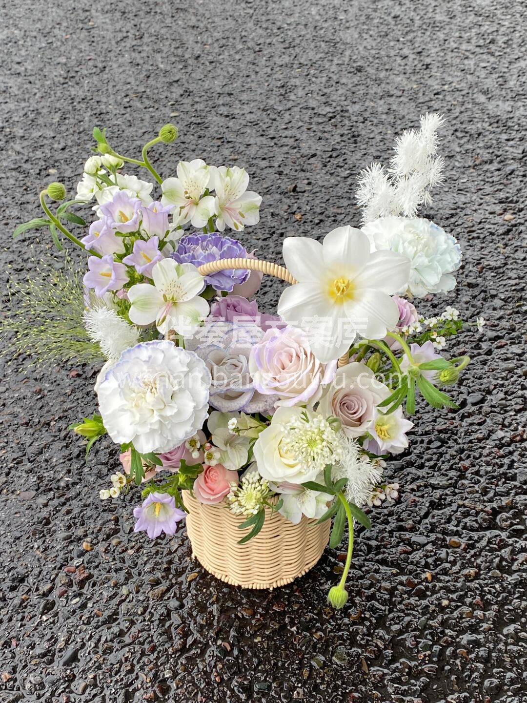 超适合送👩闺蜜的迷你手提花篮🌸 像手心里的春天🍃 太治愈啦✨ 配图2