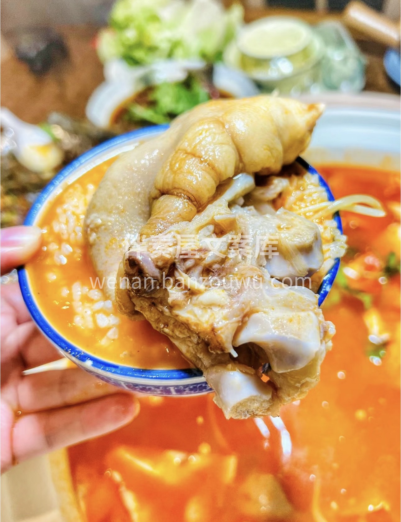 一碗酸汤，一只猪脚，成就一锅美味。酸汤猪 配图1