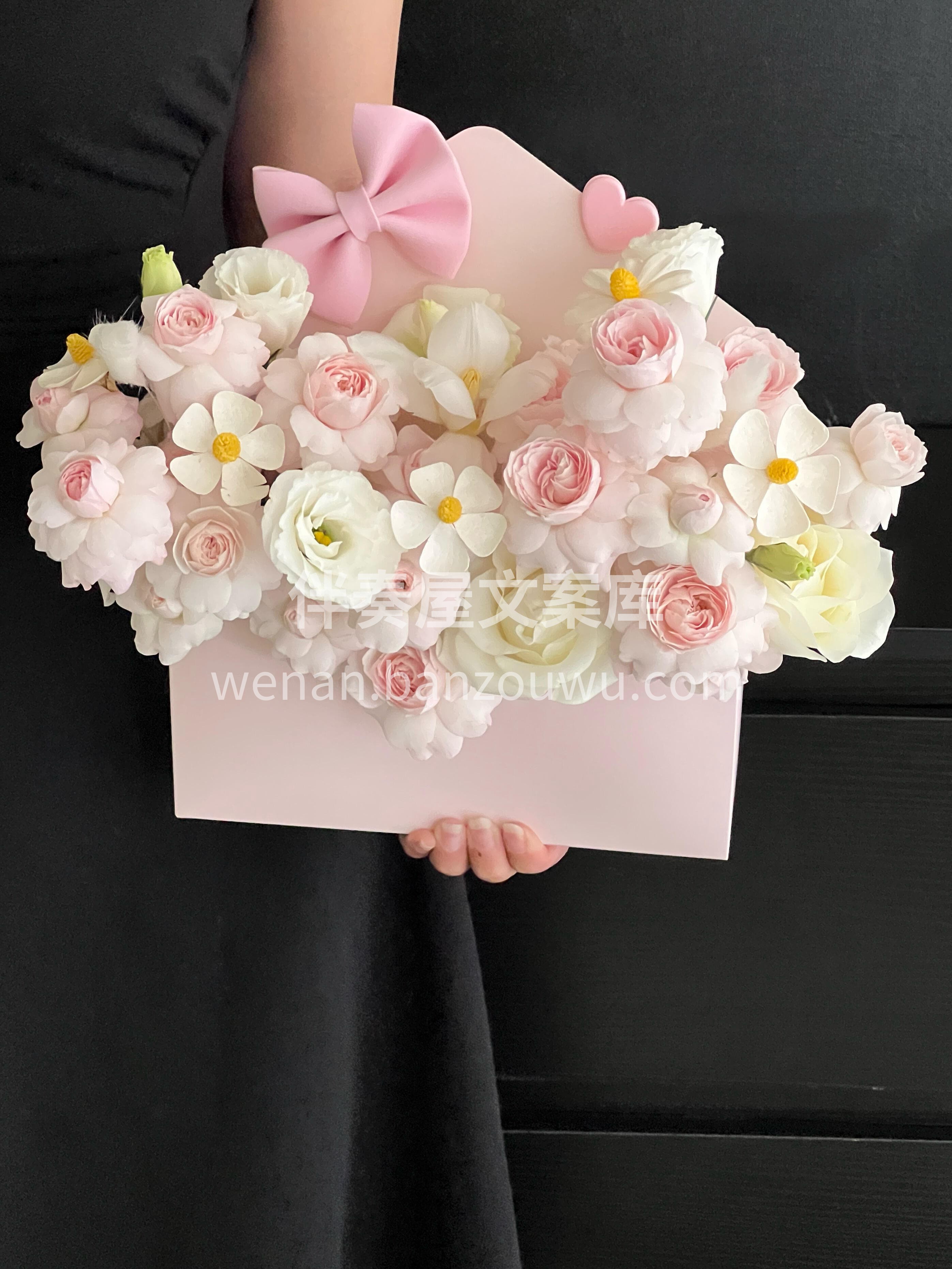 见信封如见面🌷 信里有花🌸花里有话🍀 配图1