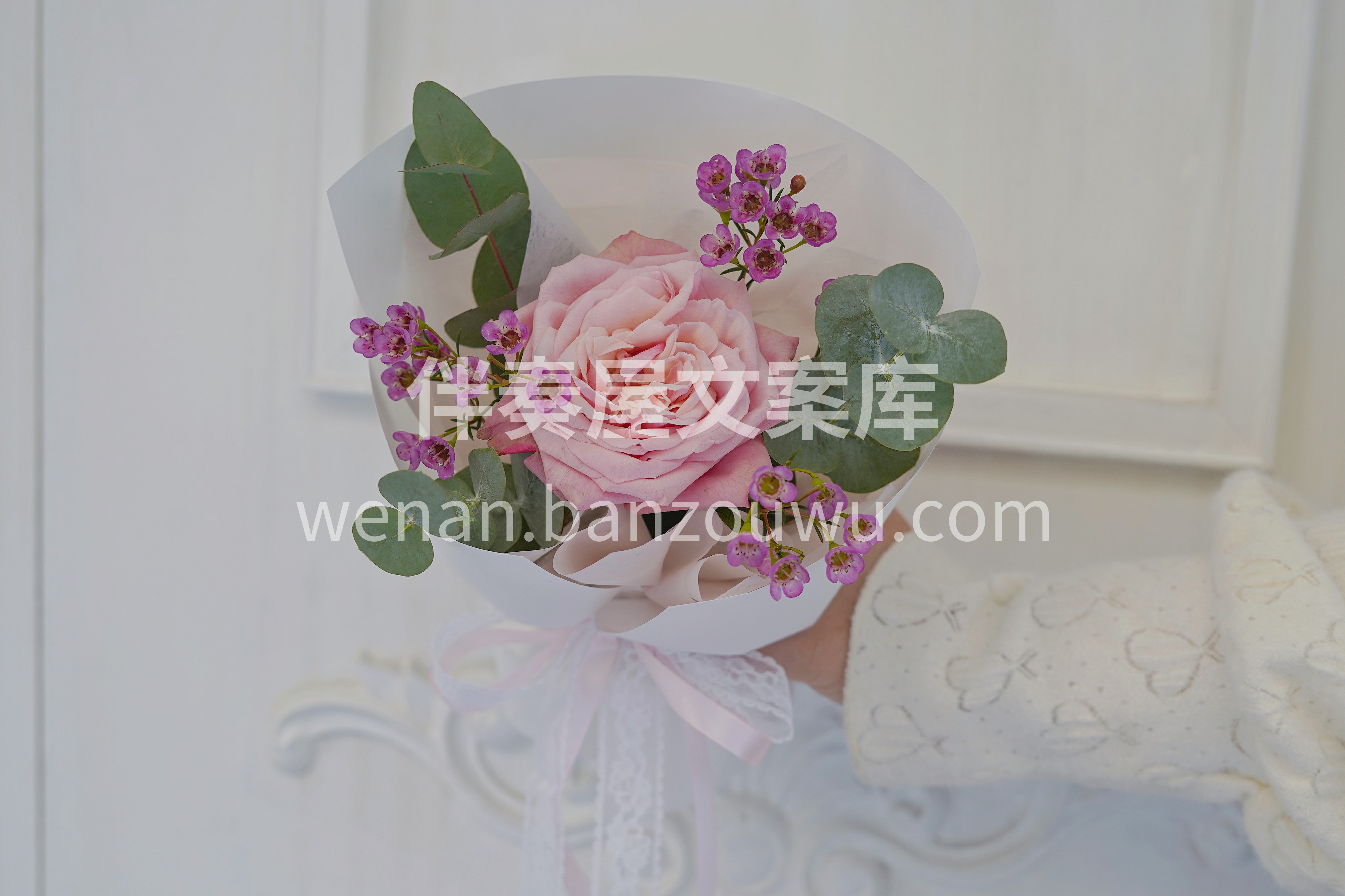 三八女神节小花束💐 迷你又精致✨ 👀对这种可可爱爱的东西 简 配图1