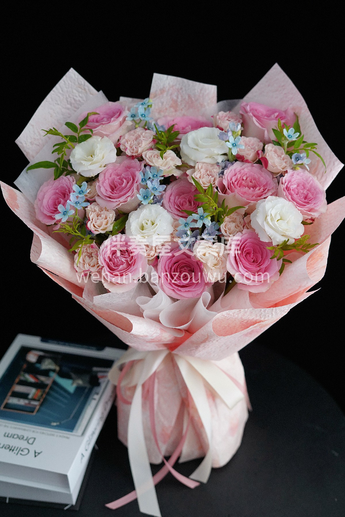 所有的浪漫与惊喜✨🌸 总有一份是留给你的 希望你粉嫩如花🌸  配图2