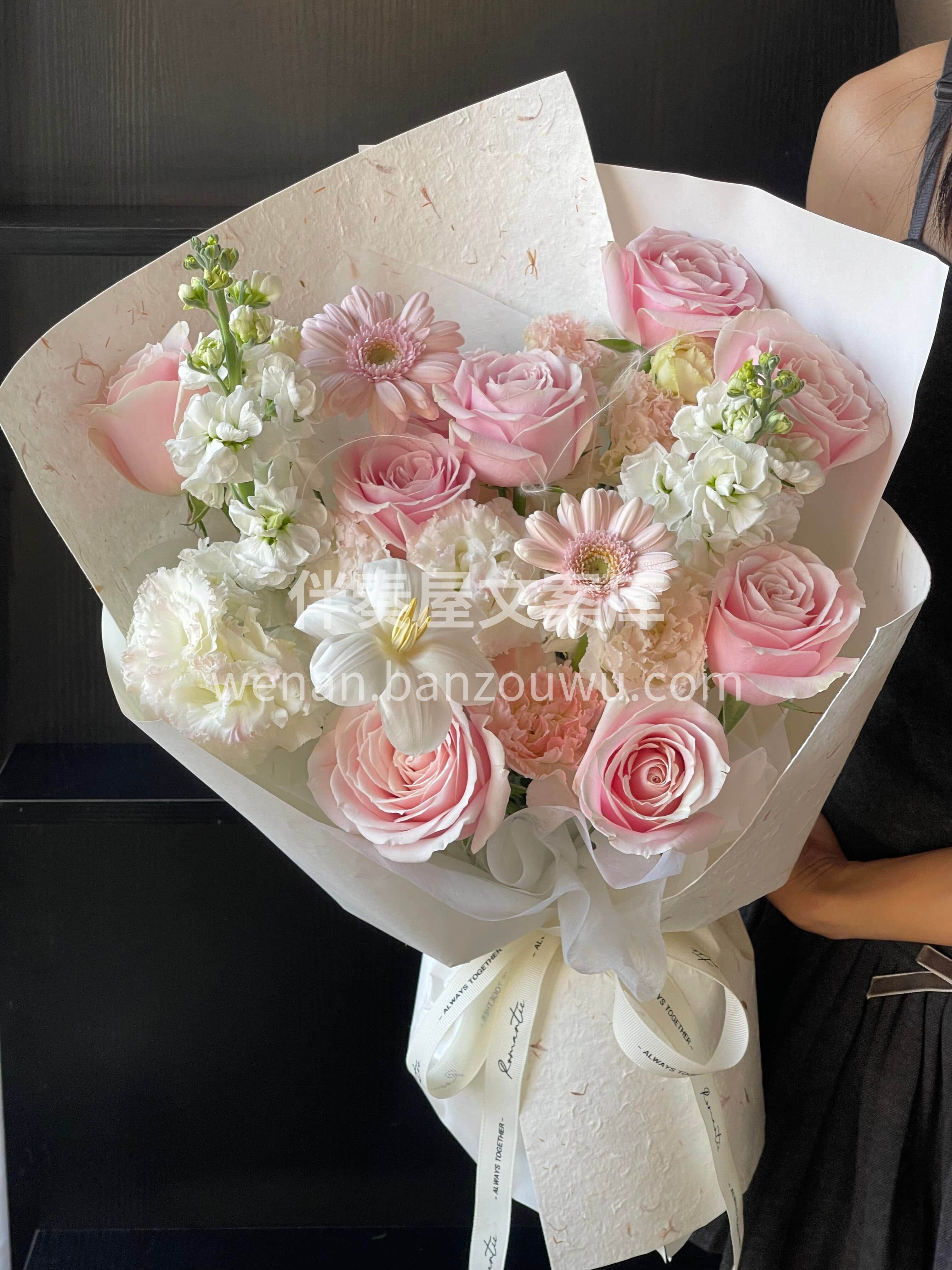 粉白色💕温柔花束 世界因为粉色而美丽🌸你因为粉色而更加迷人🌷 配图1