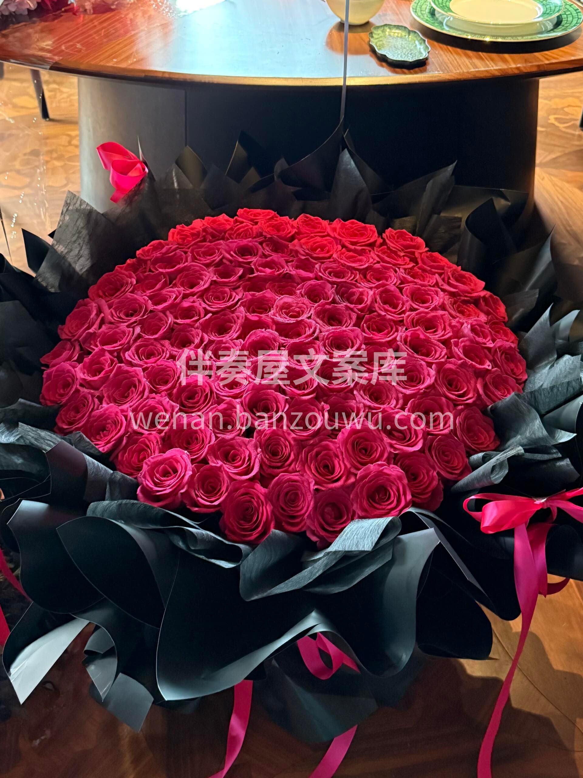 这样的求婚仪式也太特别🌷太浪漫了吧 不愧是兰蔻御用玫瑰💗整个 配图3