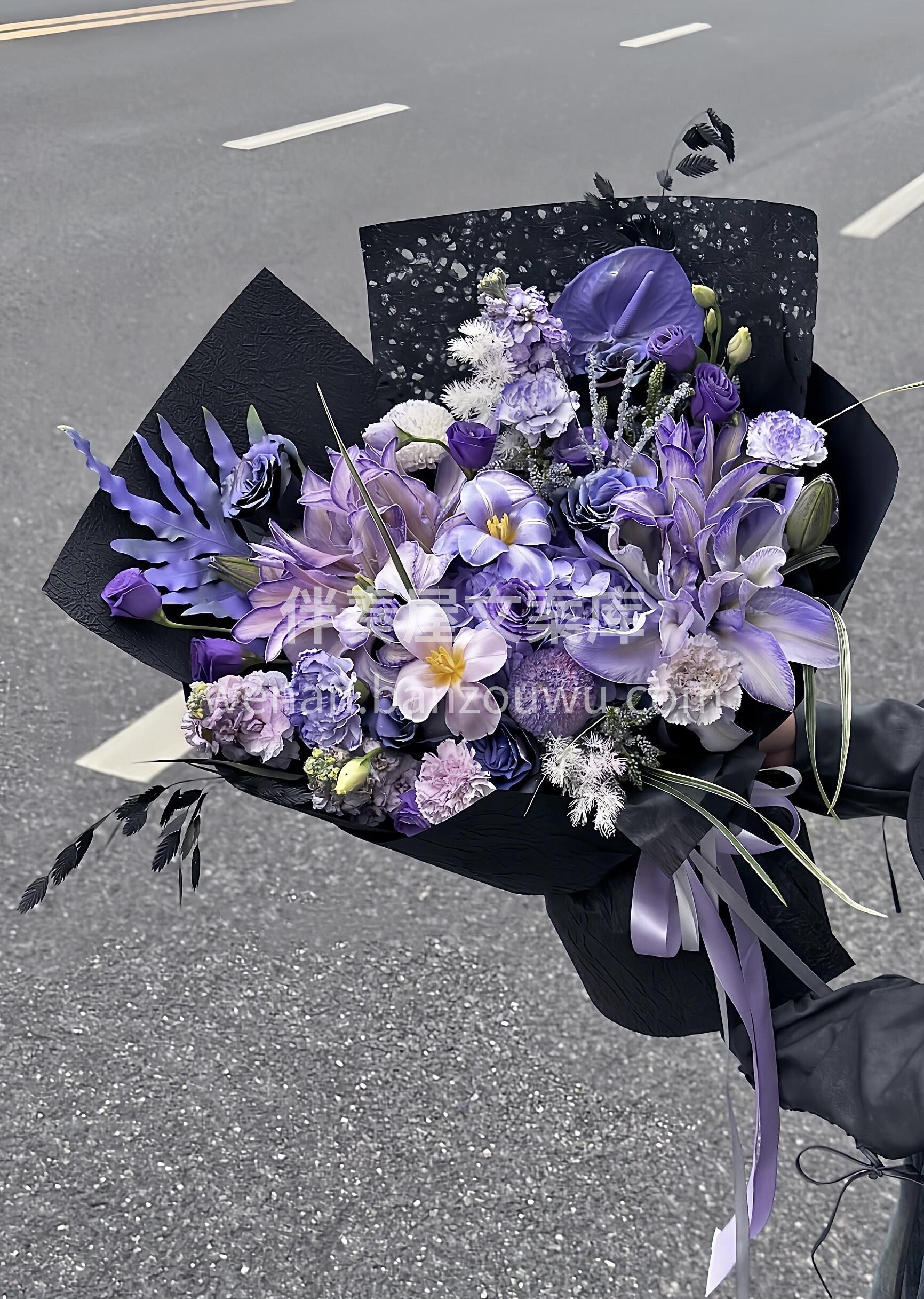 💜高级小众暗夜紫花束 万物至暗🖤是美的开 配图1