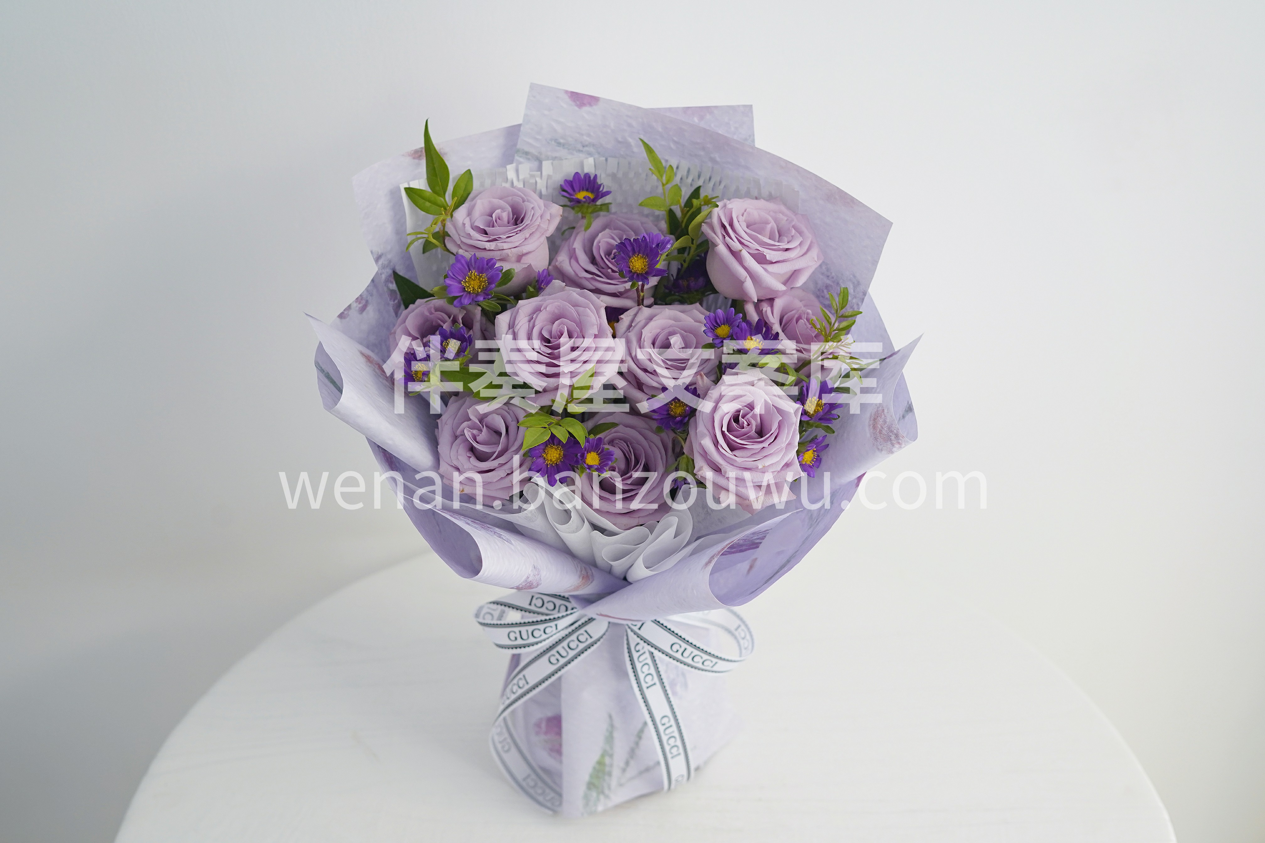 紫色系精致小花束💐 💜💜💜 爱有千万种表达 🌹玫瑰永远是最浪 配图3