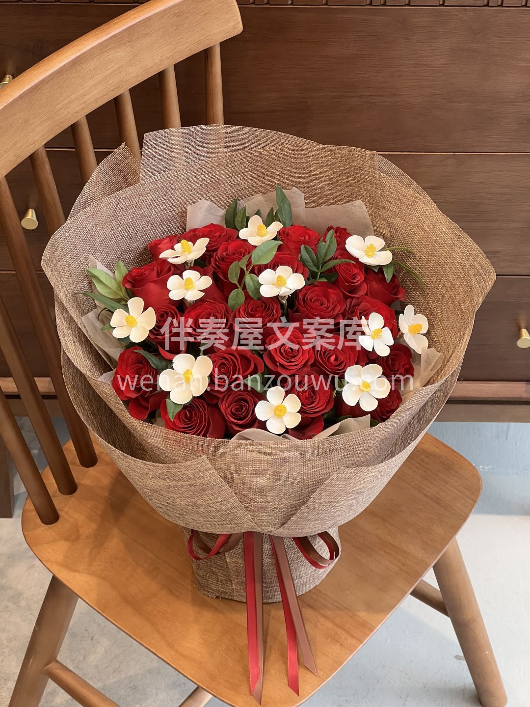 💕情人节网红花束预定 红玫瑰🌹也可以很美 配图3