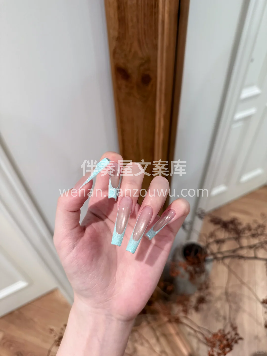 蓝色砂糖粉美甲 | 绝了🩵