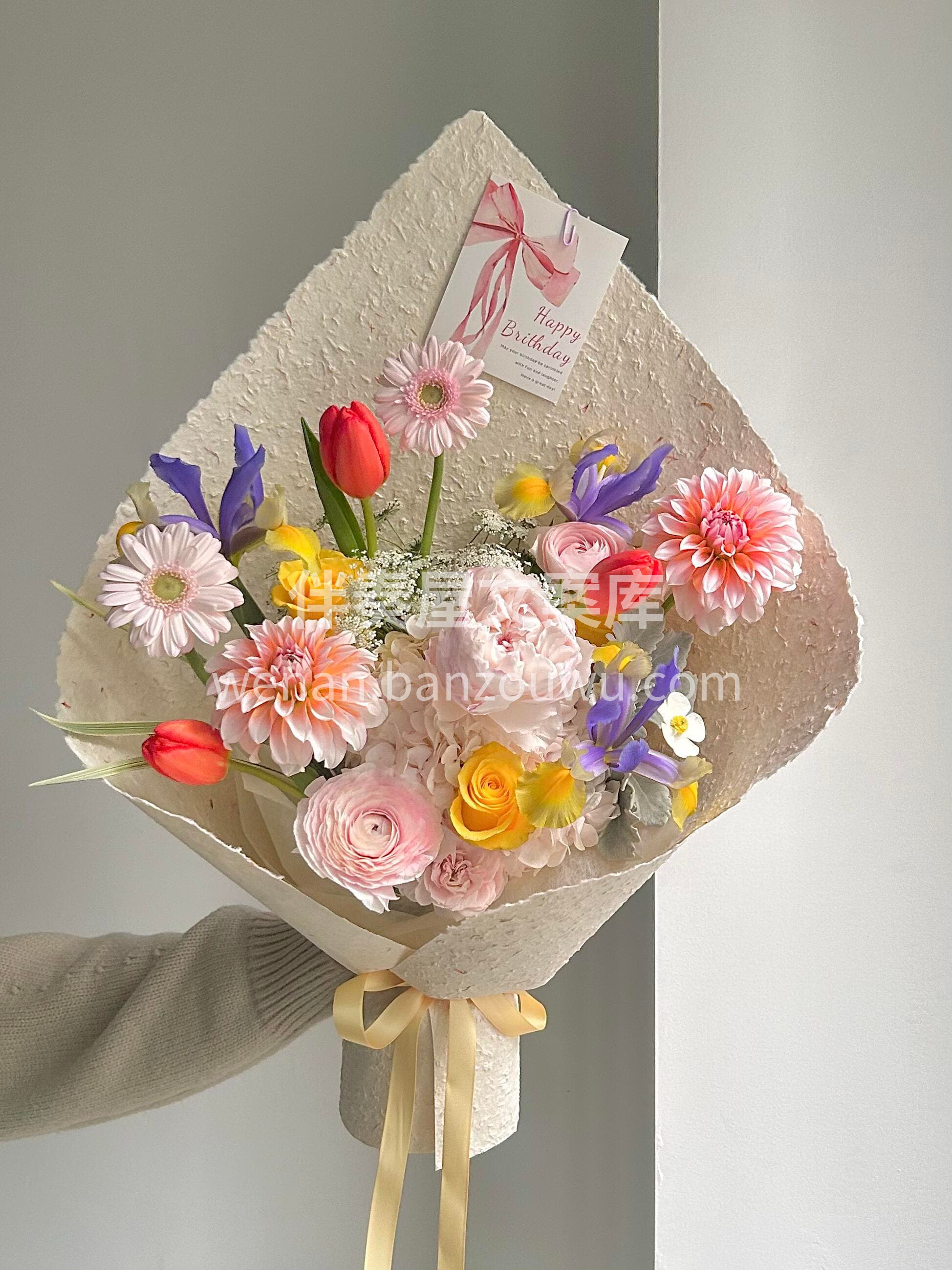 春日限定温柔🌼黄粉撞色花束💜 小众却动人🌷细节里全是浪漫💛 配图2